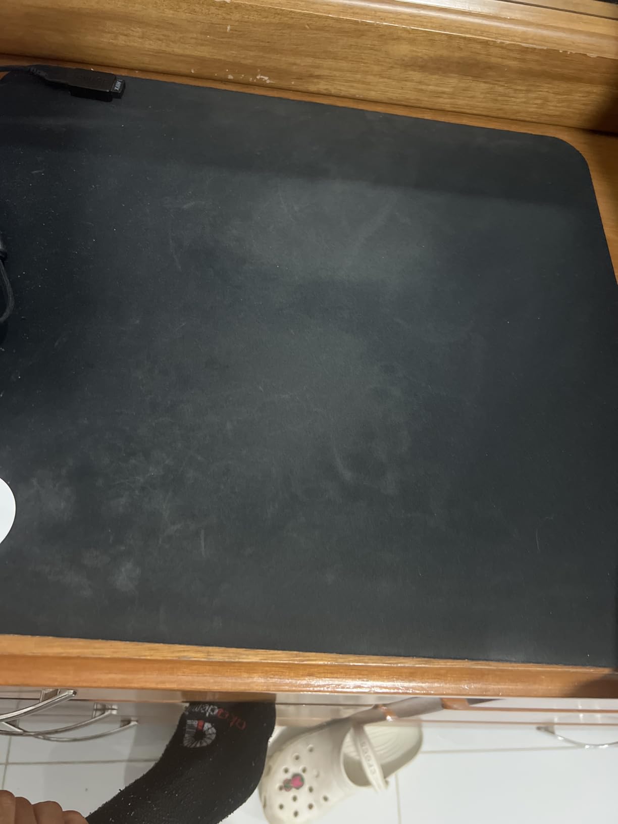 SteelSeries QcK Large Gaming Mousepad — Black — Non-Slip Silicone Rubber Base — Peak Tracking and Stability — Optimized for Gaming Sensors — 490 mm x 420 mm — FPS, MOBAs, RTS, MMO - Customer Photo 2