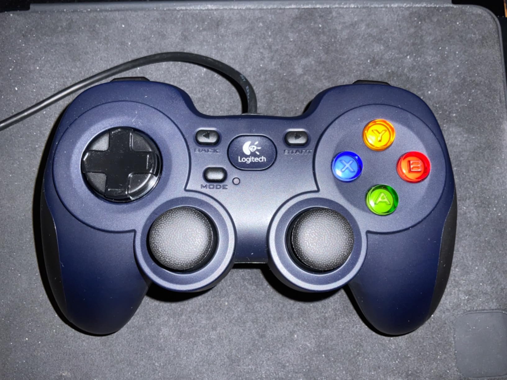 Logitech G F310 Wired Gamepad Controller Console Like Layout 4 Switch D-Pad PC - Blue/Black - Customer Photo 3
