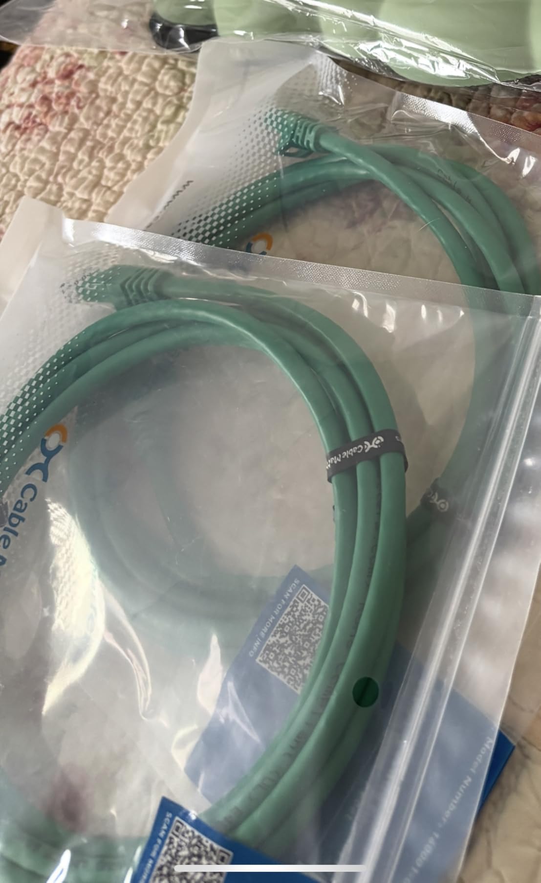 Cable Matters 10Gbps Snagless Cat 6 Ethernet Cable - 25ft, Cat 6 Cable, Cat6 Cord, Ethernet Cord, Black - Customer Photo 2