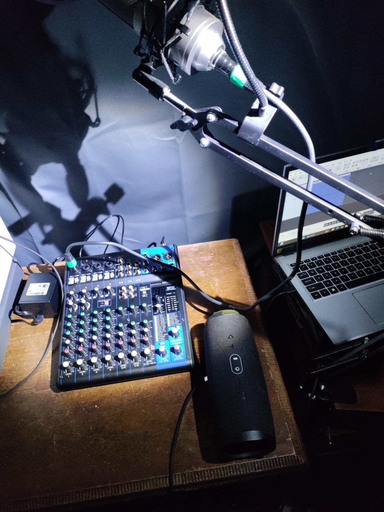 YAMAHA MG10XU 10-Input Stereo Mixer with Effects - Customer Photo 4