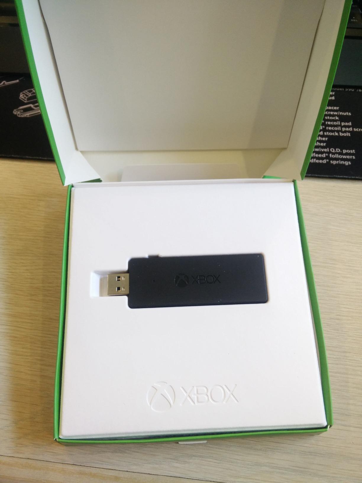 Microsoft Xbox Wireless Adapter for Windows 10 - Customer Photo 3