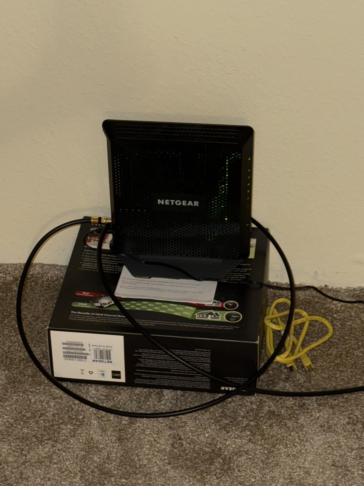NETGEAR Nighthawk Modem Router Combo C7000-Compatible with Cable Providers Including Xfinity by Comcast, Spectrum, Cox,Plans Up to 800Mbps | AC1900 WiFi Speed | DOCSIS 3.0 Customer Review NETGEAR Nighthawk Modem Router Combo C7000-Compatible with Cable Providers Including Xfinity by Comcast, Spectrum, Cox,Plans Up to 800Mbps | AC1900 WiFi Speed | DOCSIS 3.0 - Customer Photo 1