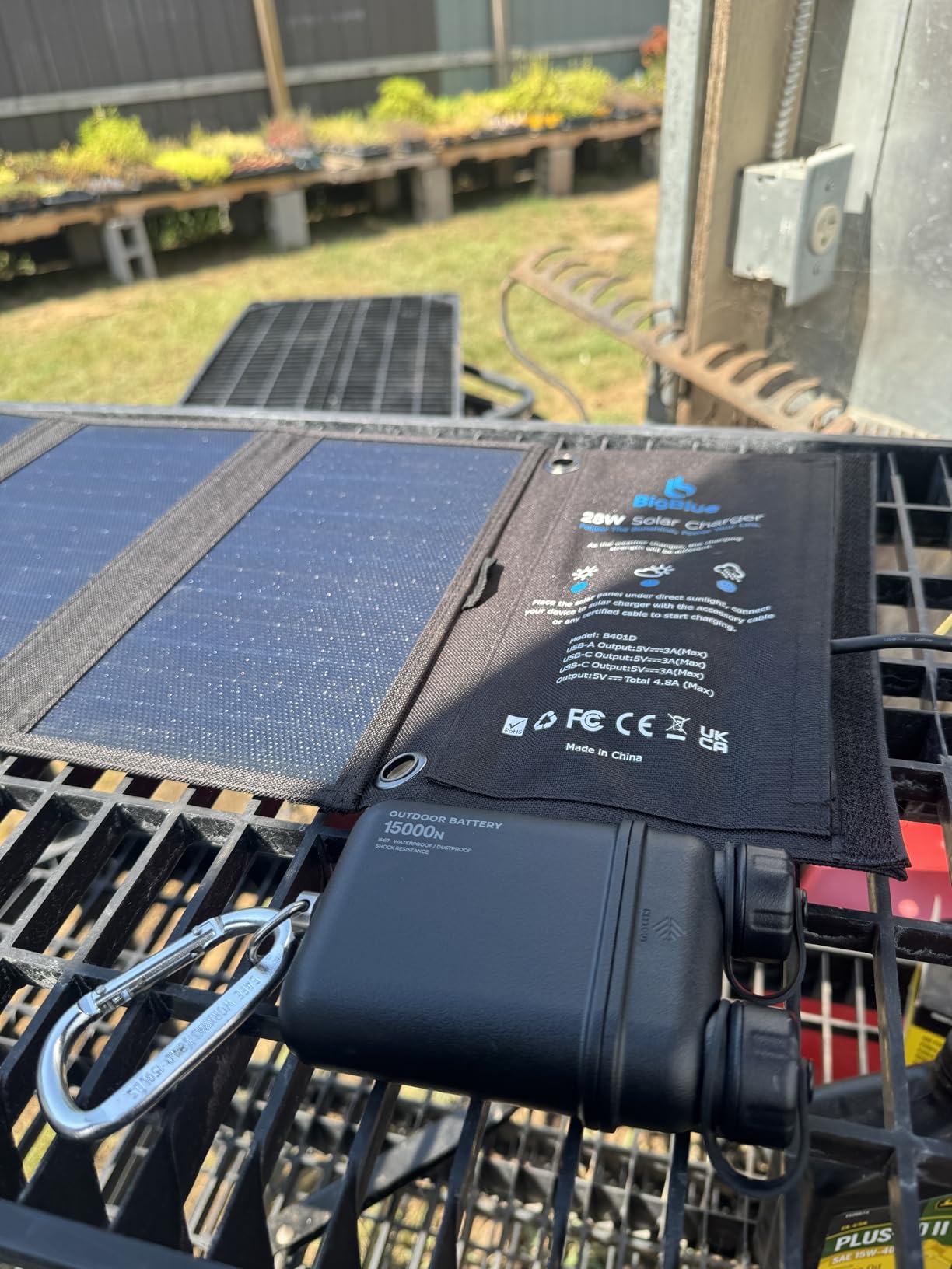 [Upgraded] BigBlue 3 USB Ports 28W Solar Charger(5V/4.8A Max), Portable Foldable Solar Panel for Camping, IP44 Waterproof, Compatible with iPhone 11/XS/XS Max/XR/X/8/7, iPad, Samsung Galaxy LG etc. - Customer Photo 2