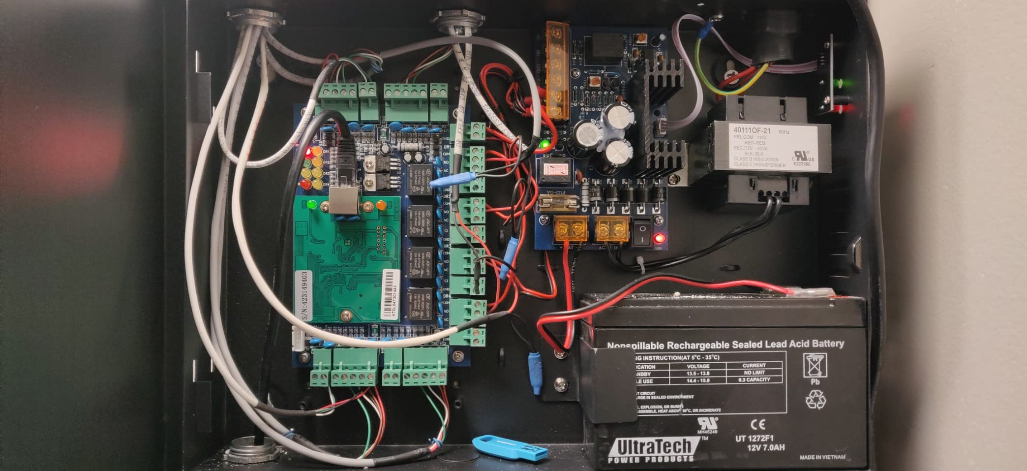 MENGQI-CONTROL 4 Doors Complete TCP/IP PIN Code RFID Card/Fob Access Control Systems with North American Standard Electric Strike for Latch Doors Keypad Reader 110V Power Supply APP Remote Open Door - Customer Photo 1