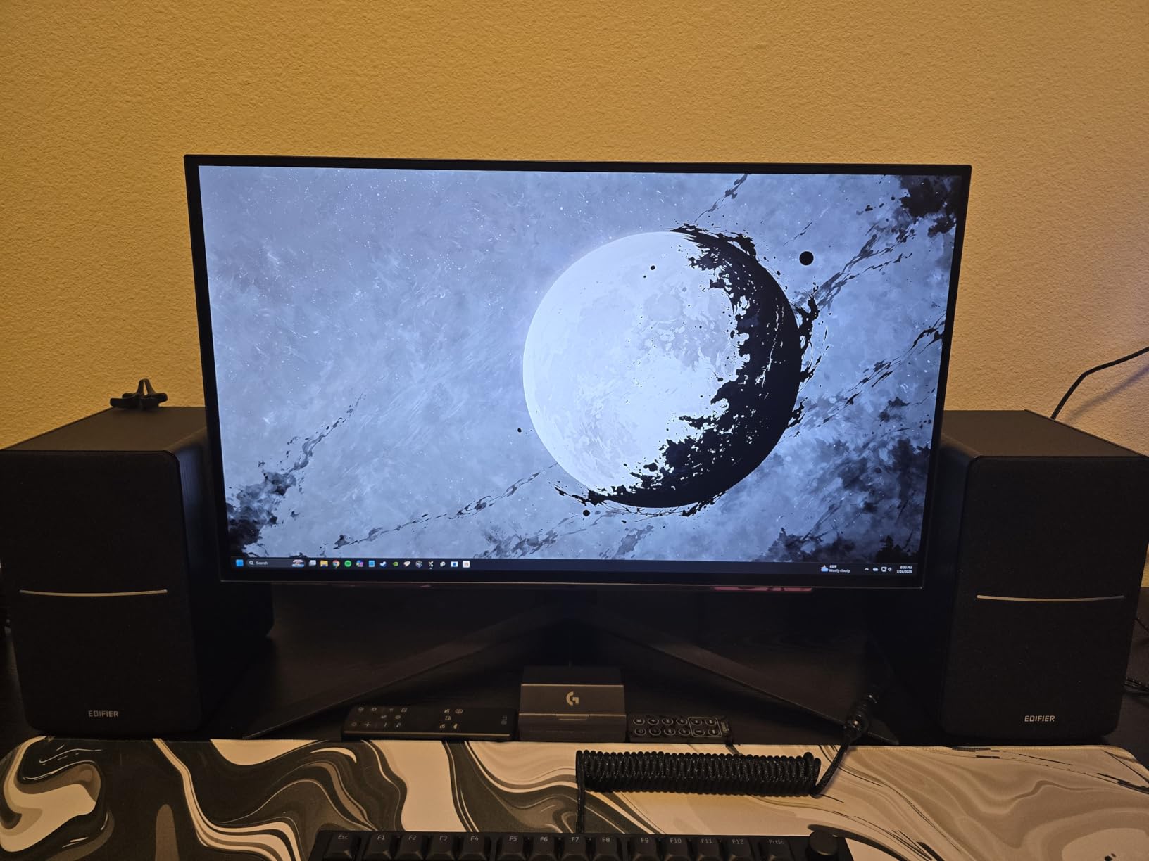 Edifier R1280DB Powered Bluetooth Bookshelf Speakers - Optical Input - Wireless Studio Monitors - 4 Inch Near Field Speaker - 42W RMS - Wood Grain (Black) - Customer Photo 2