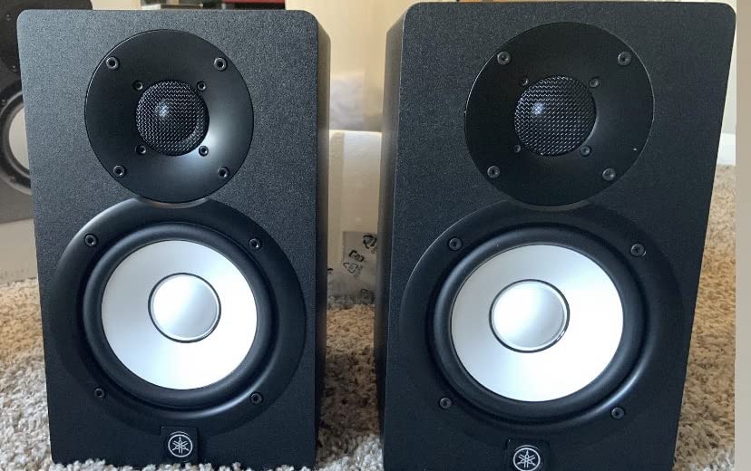 YAMAHA Hs5 Powered Studio Monitor, Pair - Customer Photo 2