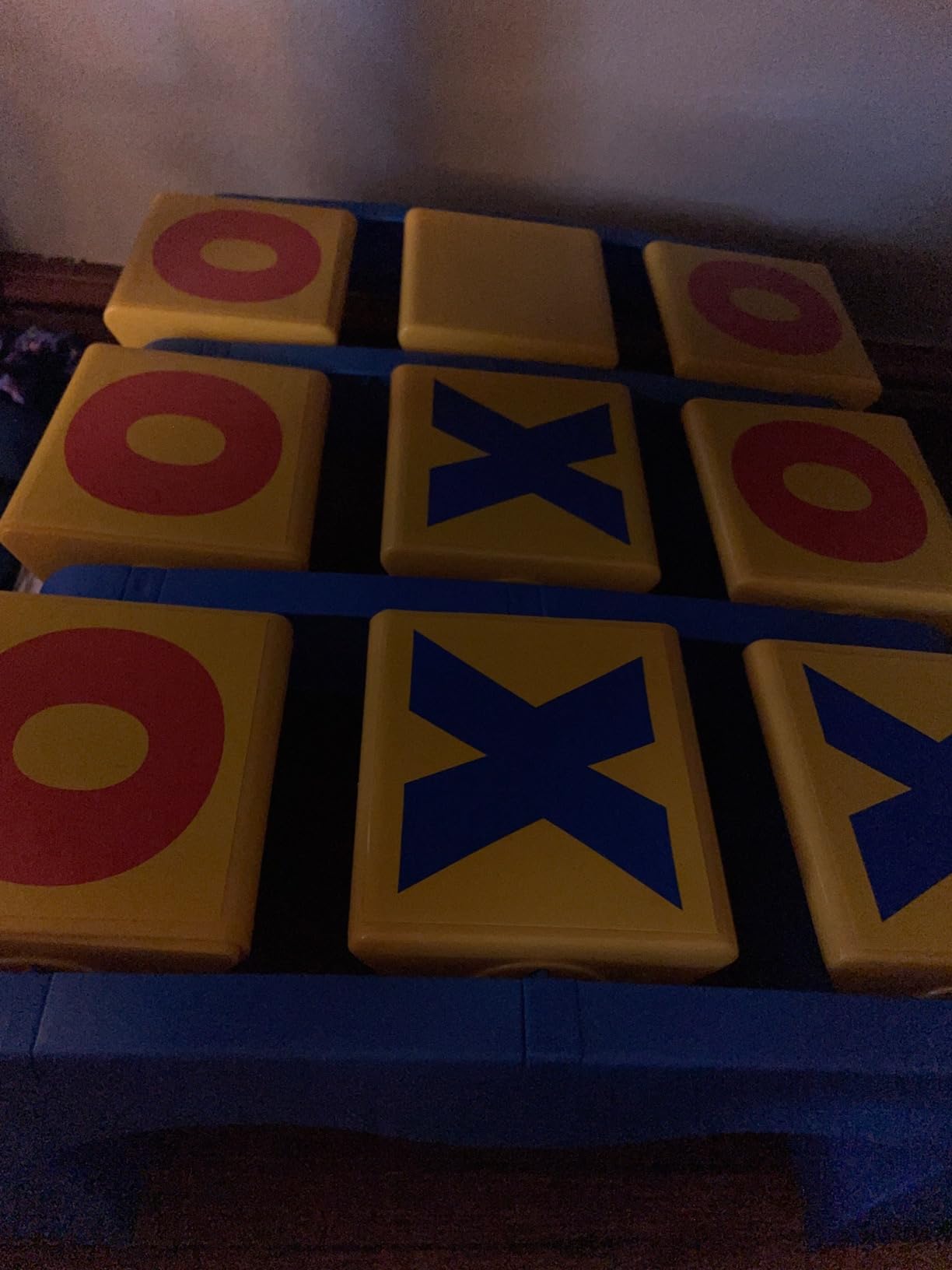Mattel Games Toss Across Kids Outdoor Game, Bean Bag Throw for Camping & Family Nights, Get 3-in-a-Row for 2 to 4 Players - Customer Photo 1