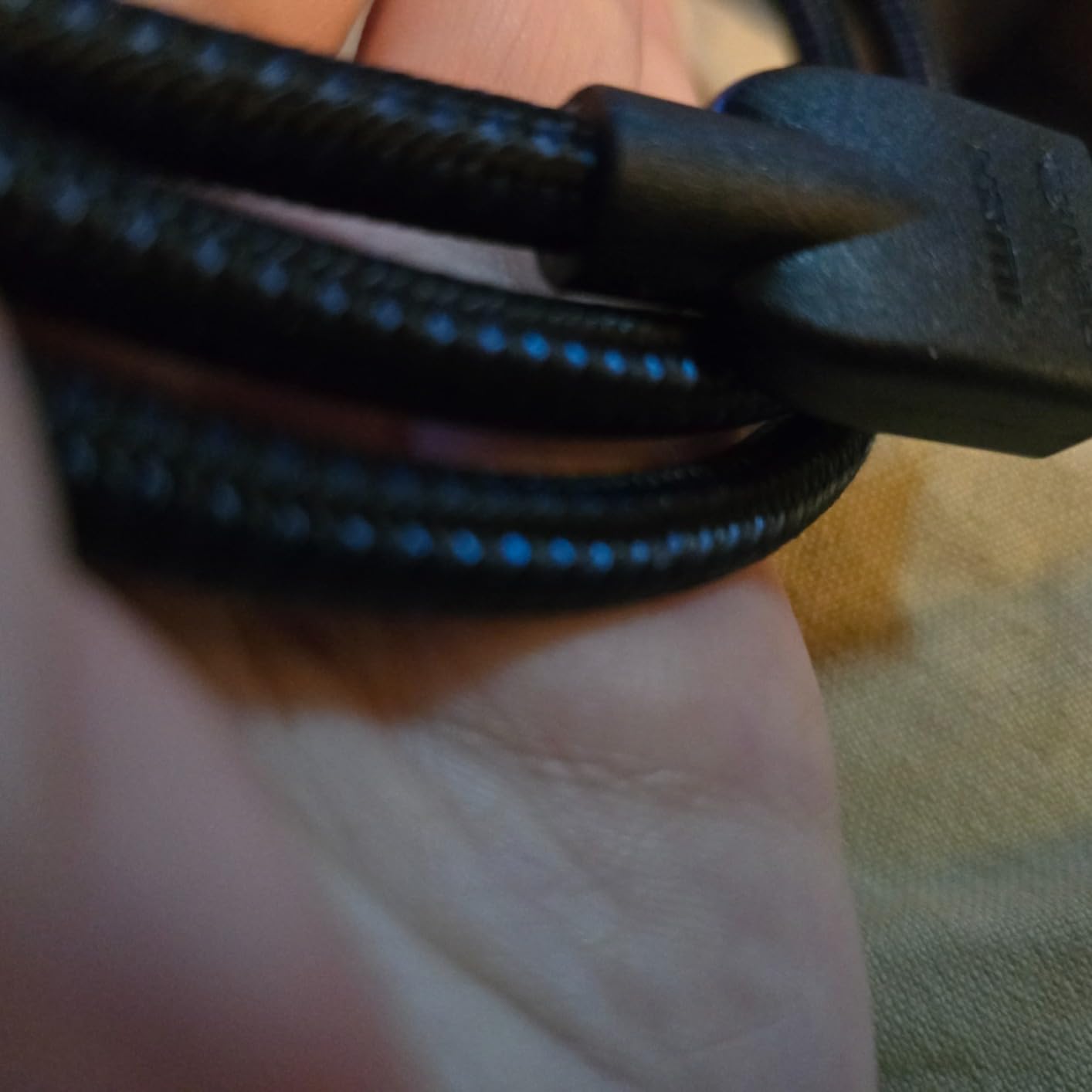 Amazon Basics HDMI Cable 10ft, 4K HDMI 2.0 Cord (18Gbps), Nylon-Braided, 4K@60Hz, 2160p, 48 bit, Compatible with TV/PS5/Xbox/Roku, Black & Blue - Customer Photo 2