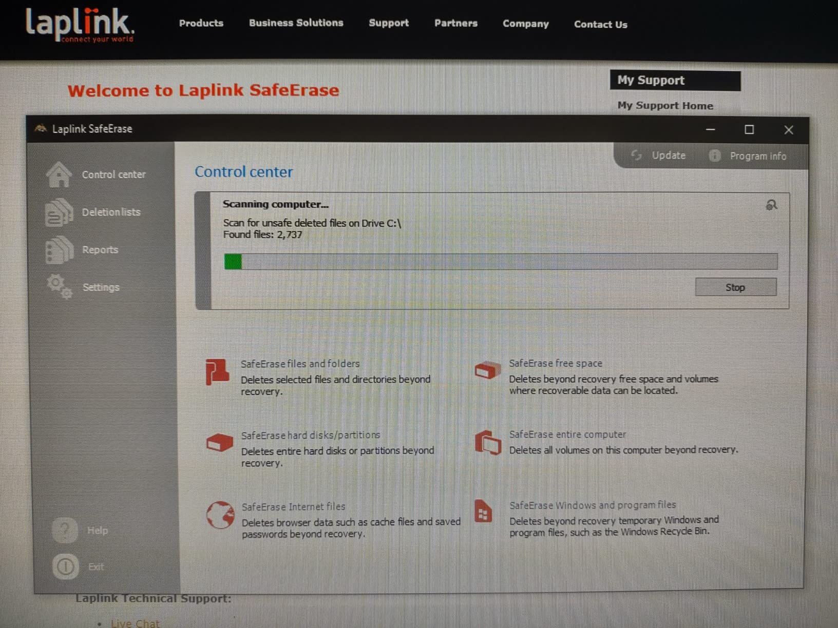 Laplink PCmover Ultimate 11 - Migration of your Applications, Files and Settings from an Old PC to a New PC - Data Transfer Software - With Optional High Speed Ethernet Cable - 1 License - Customer Photo 1