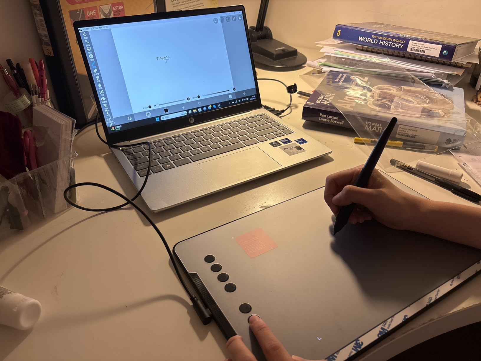 XPPen Updated Deco 01 V3 Drawing Tablet-16384 Levels of Pressure Battery-Free Stylus, 10x6 Inch OSU Graphic Tablet, 8 Hotkeys for Digital Art, Teaching, Gaming Drawing Pad for Chrome, PC, Mac, Android customer photo 1