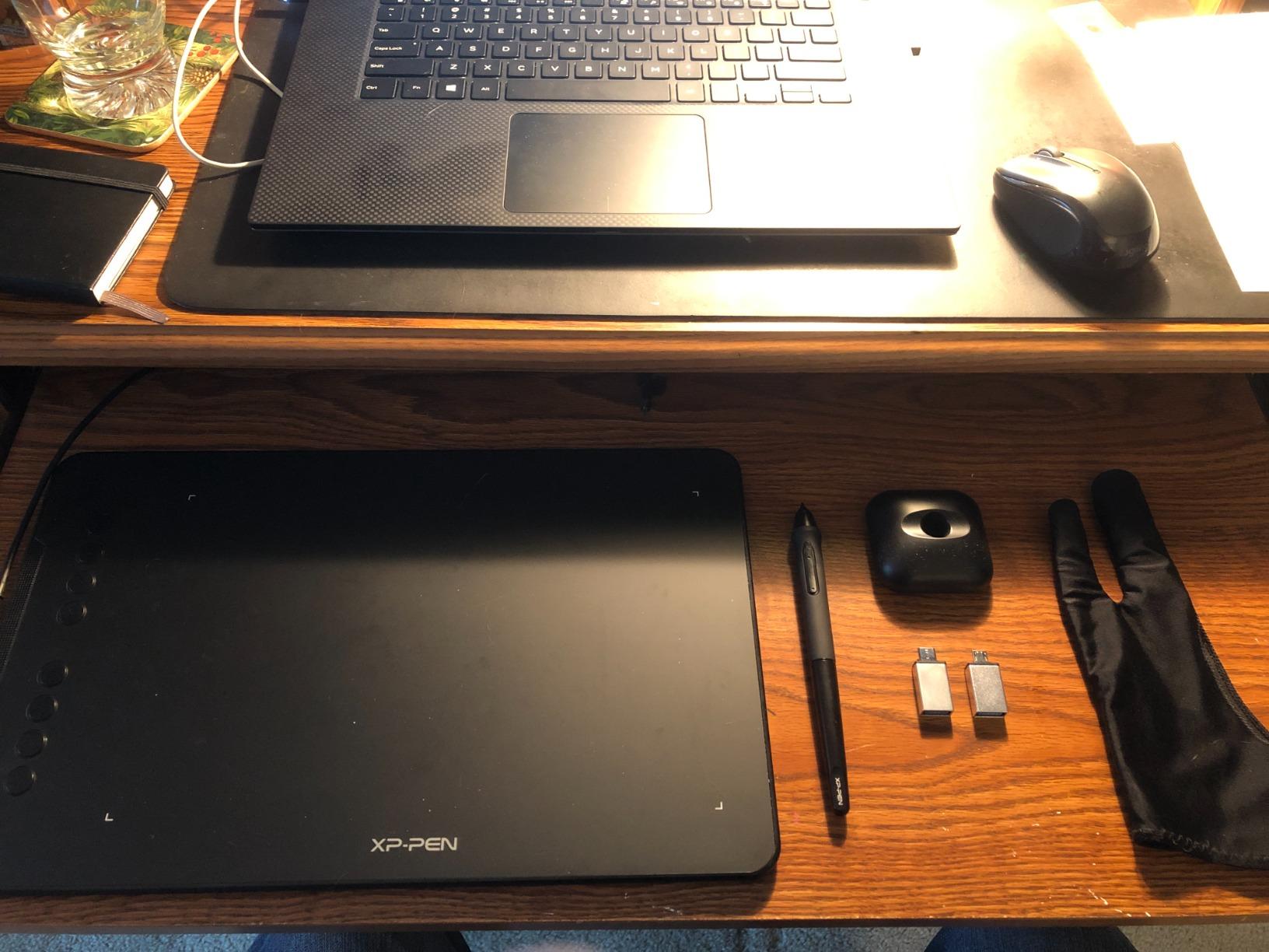 XPPen Updated Deco 01 V3 Drawing Tablet-16384 Levels of Pressure Battery-Free Stylus, 10x6 Inch OSU Graphic Tablet, 8 Hotkeys for Digital Art, Teaching, Gaming Drawing Pad for Chrome, PC, Mac, Android - Customer Photo 4