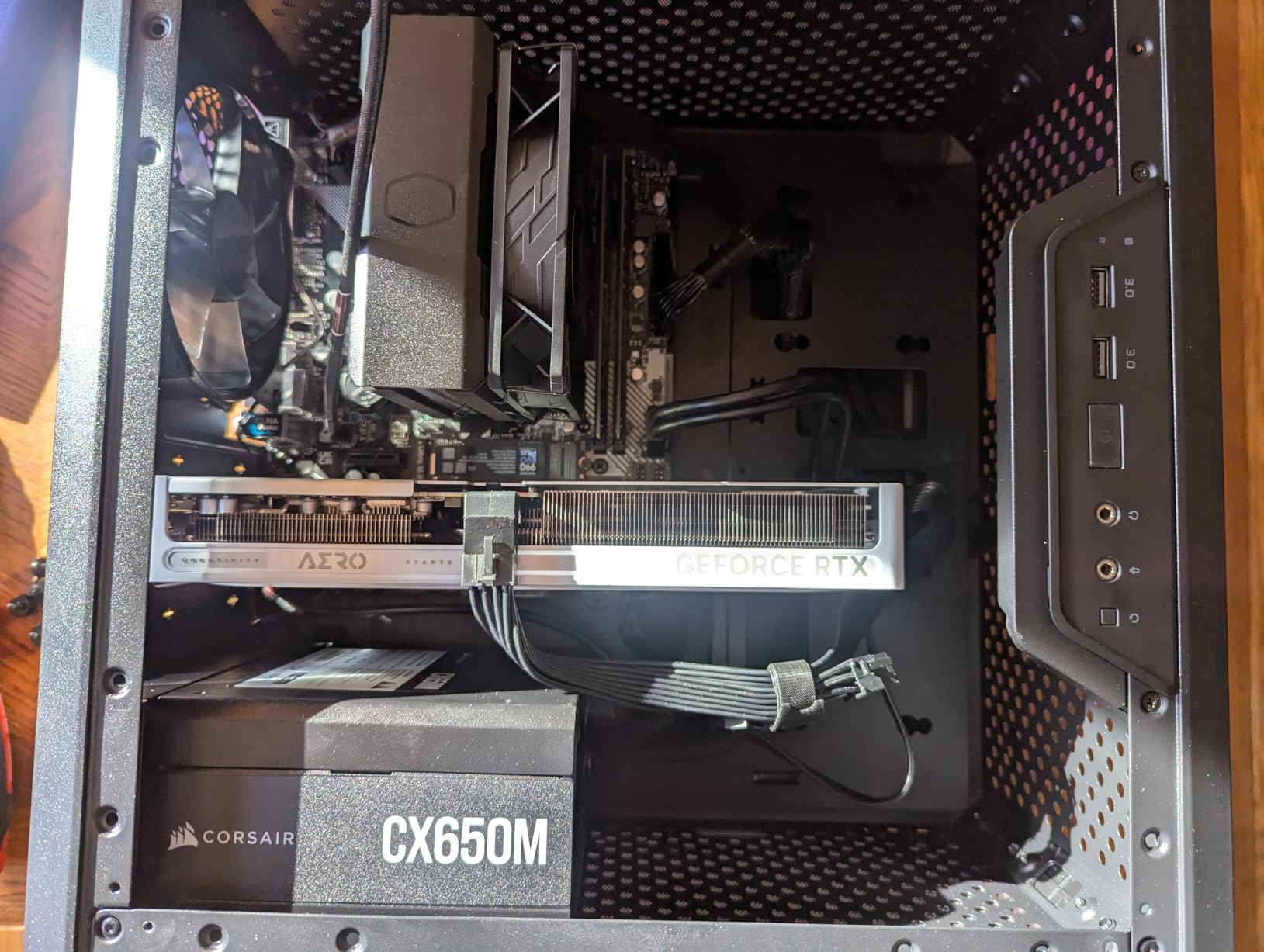 Cooler Master MasterBox Q300L Micro-ATX Tower with Magnetic Design Dust Filter, Transparent Acrylic Side Panel, Adjustable I/O & Fully Ventilated Airflow, Black (MCB-Q300L-KANN-S00) - Customer Photo 1