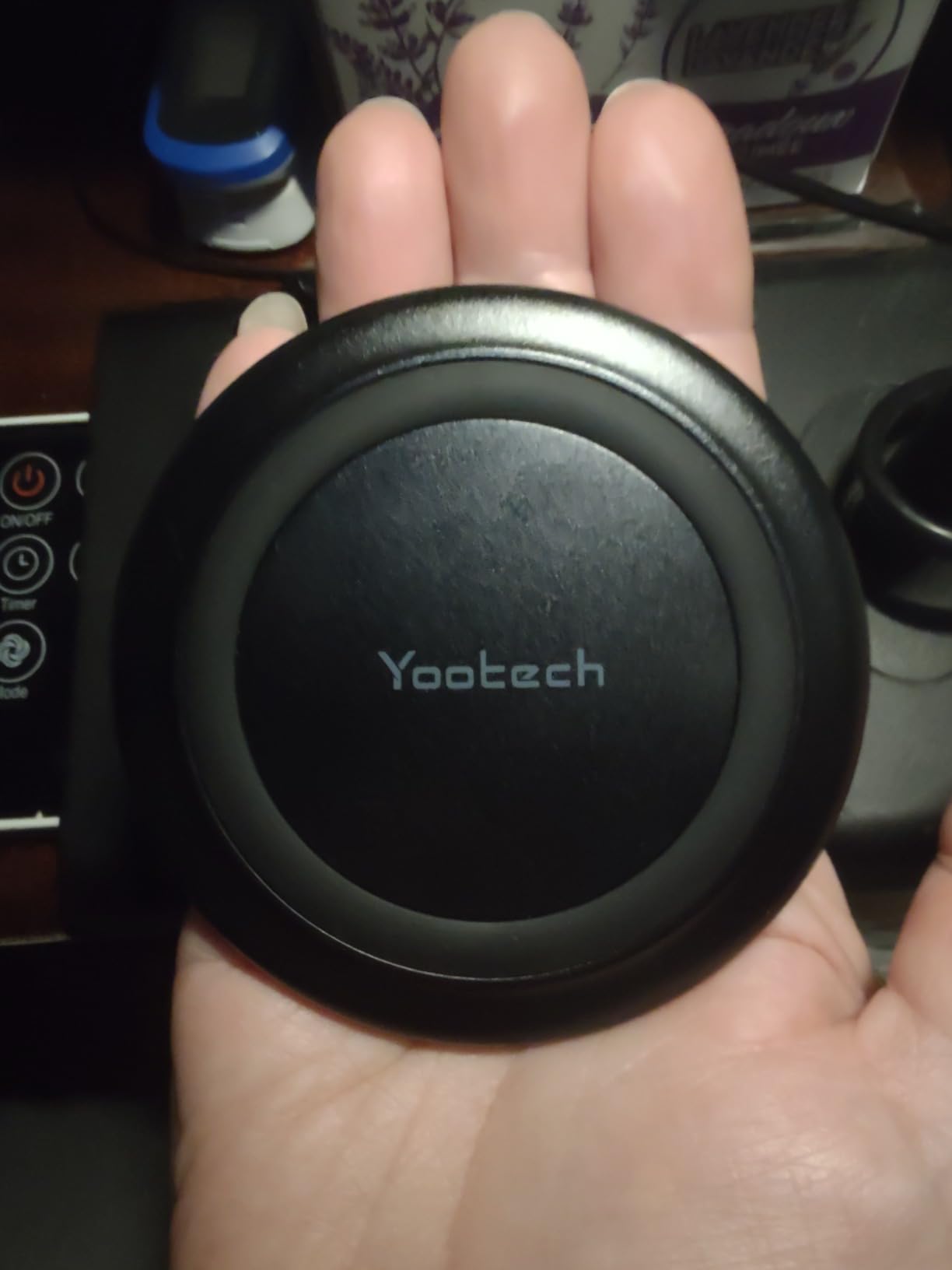 Yootech Wireless Charger,10W Max Wireless Charging Pad Compatible with iPhone 17/17 Pro/17 Pro Max/Air/16/15/14/13/SE 2022/12/11,Samsung Galaxy S25/S24/S23,for AirPods Pro 3(No AC Adapter) - Customer Photo 3