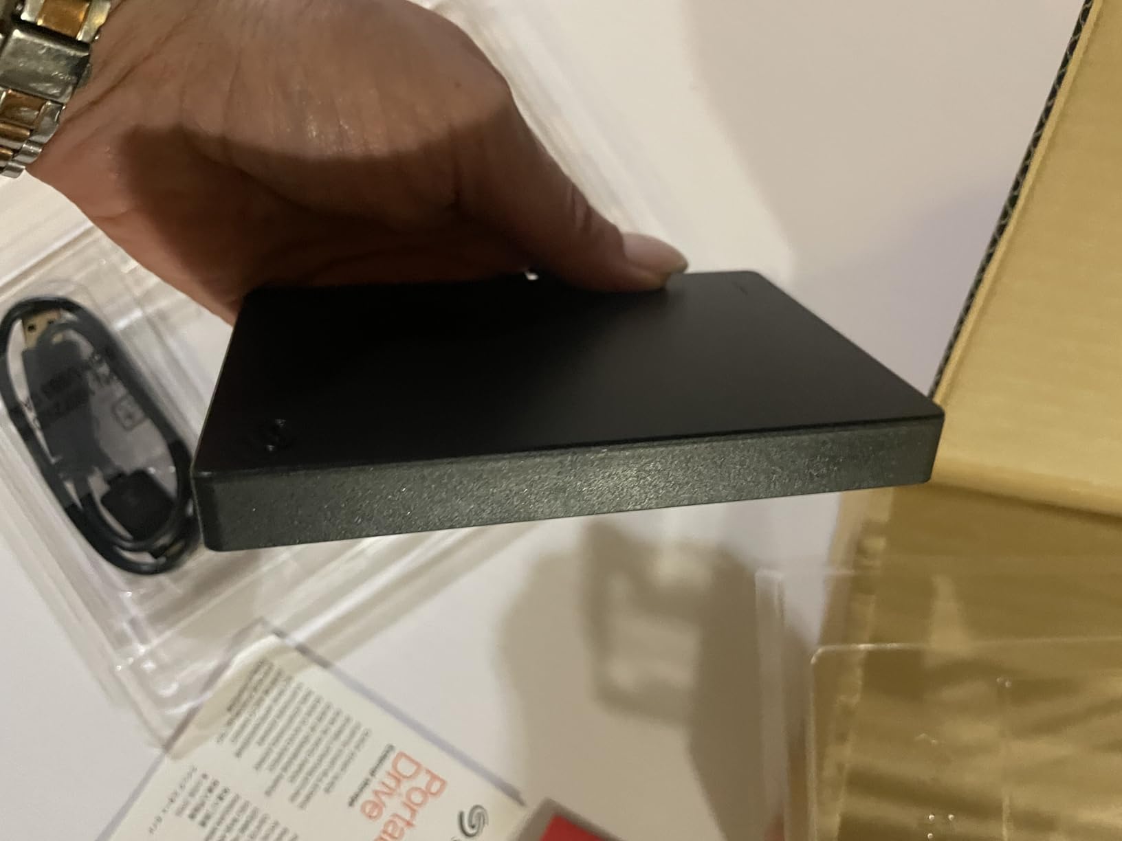 Seagate Portable 2TB External Hard Drive HDD — USB 3.0 for PC, Mac, PlayStation, & Xbox -1-Year Rescue Service (STGX2000400) - Customer Photo 1
