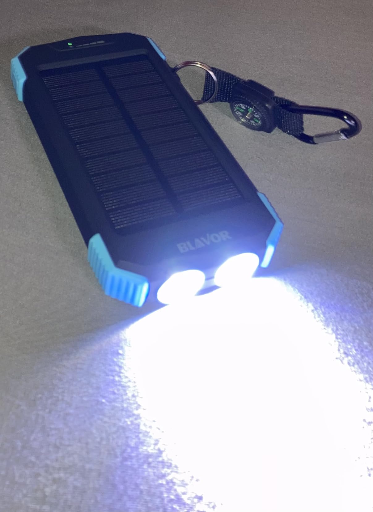 BLAVOR Solar Charger Power Bank 10,000mAh, Portable Wireless Charger, 20W Fast Charging External Battery Pack with USB C for Cell Phones, Solar Panel Charger with Dual Flashlight for Camping - Customer Photo 2