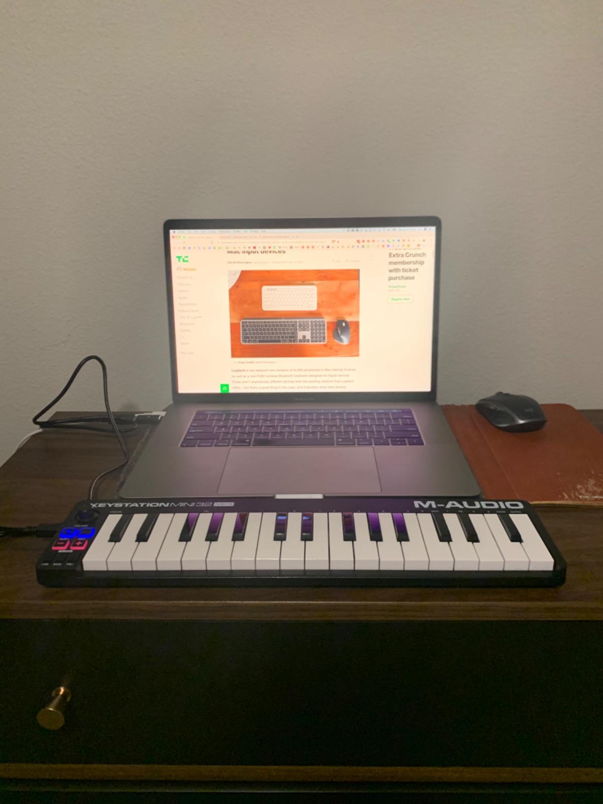 M-AUDIO Keystation, 32-Key MK3 USB MIDI Keyboard Controller Velocity Sensitive Mini Recording Software Included, (KEYSTATIONMINI32M3) Customer Review M-AUDIO Keystation, 32-Key MK3 USB MIDI Keyboard Controller Velocity Sensitive Mini Recording Software Included, (KEYSTATIONMINI32M3) - Customer Photo 2