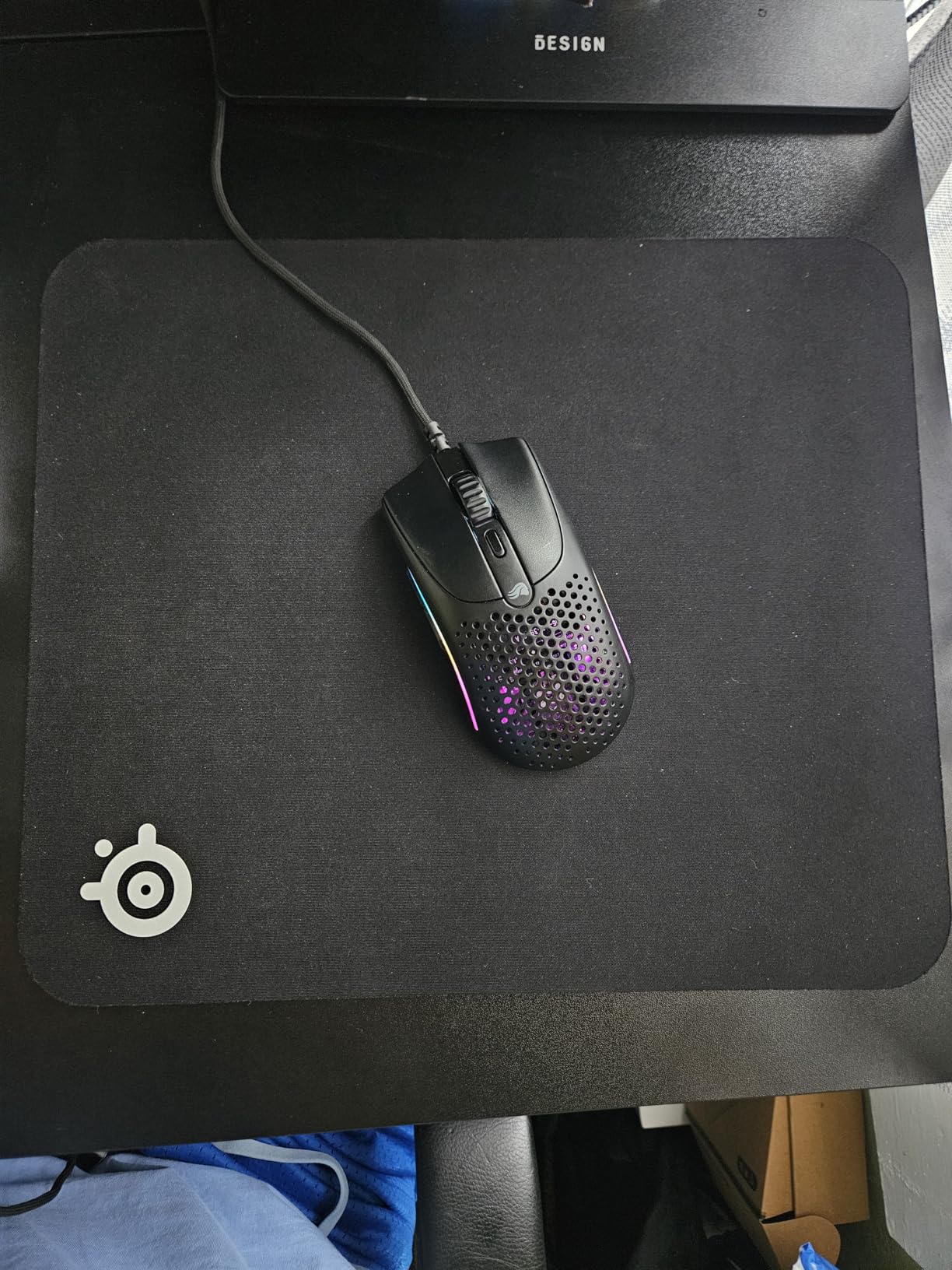 SteelSeries QcK Gaming Mouse Pad - XL RGB Prism Cloth - Sized to Cover Desks - Customer Photo 3