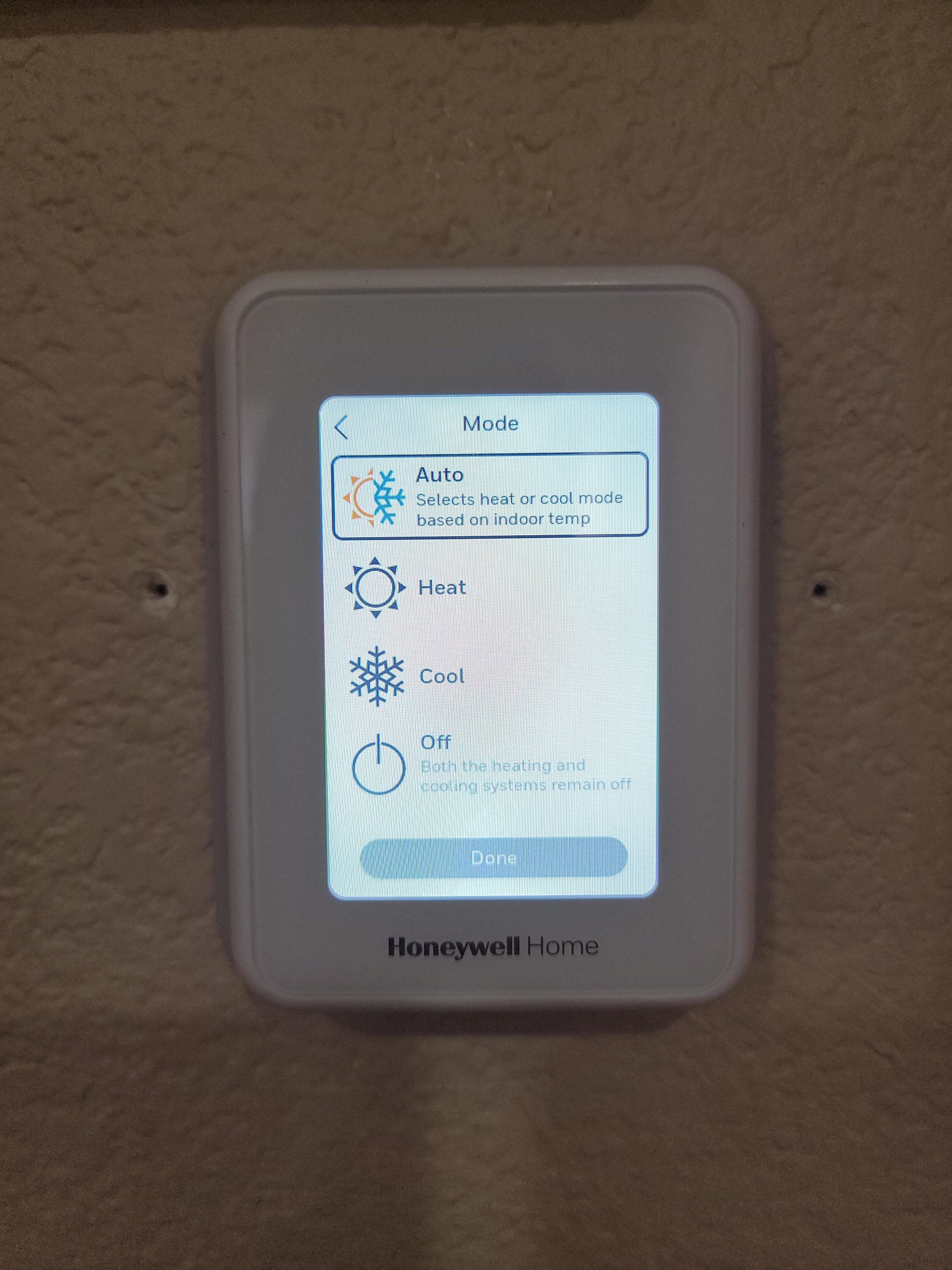 Honeywell Home T9 WiFi Smart Thermostat with 1 Smart Room Sensor, Touchscreen Display, White - Customer Photo 2