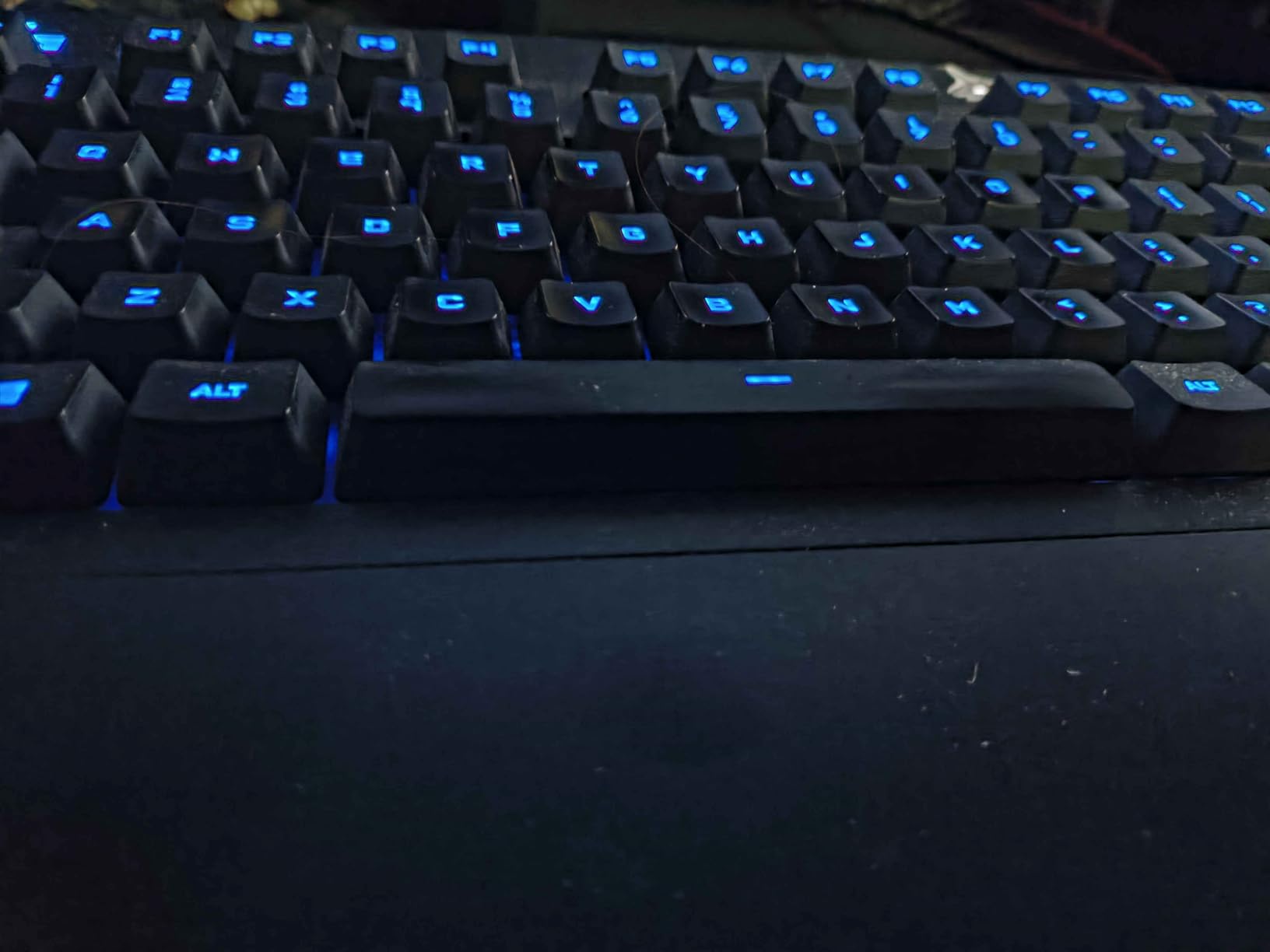 Logitech G213 Prodigy Wired Gaming Keyboard, LIGHTSYNC RGB Backlit Keys, Spill-Resistant, Customizable Keys, Dedicated Multi-Media Keys – Black - Customer Photo 1