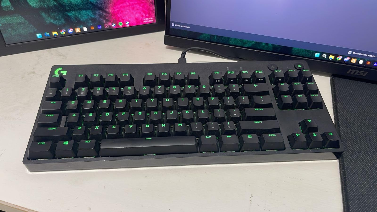 Logitech G PRO Mechanical Gaming Keyboard, Ultra Portable Tenkeyless Design, Detachable Micro USB Cable, 16.8 Million Color LIGHTSYNC RGB Backlit Keys customer photo 1