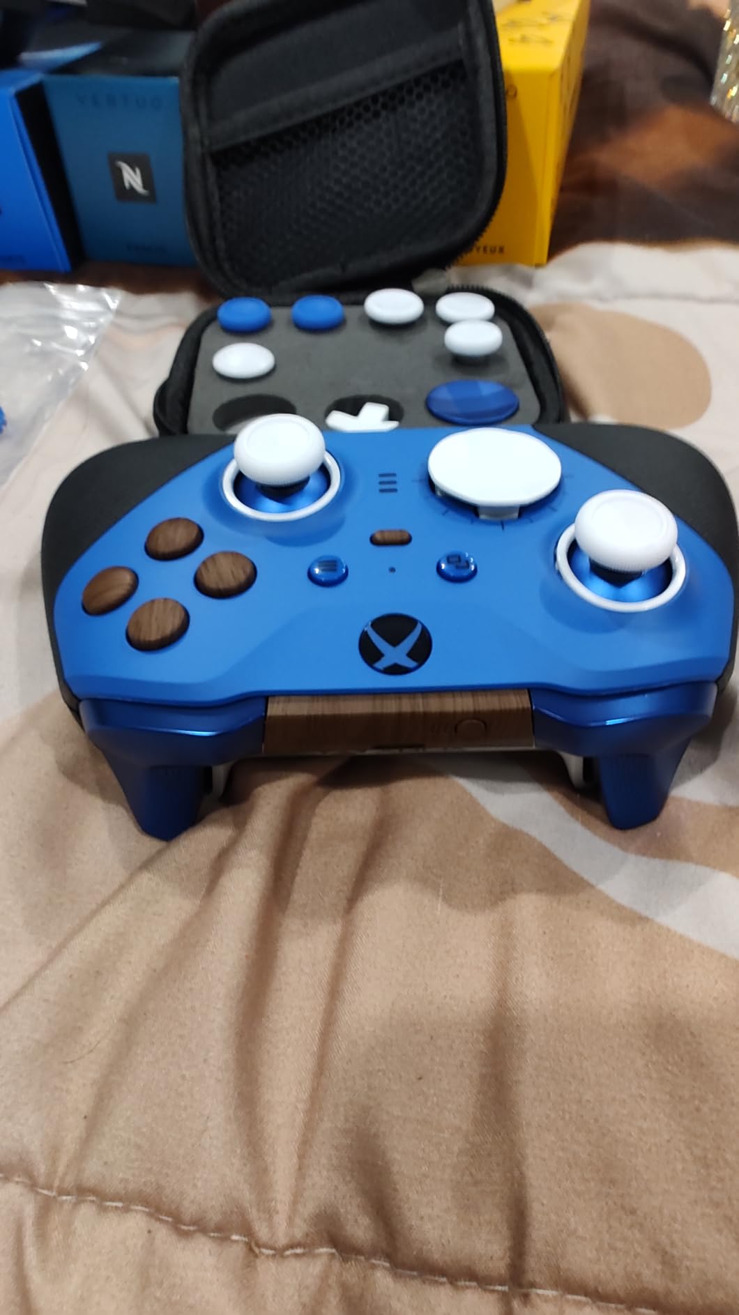 Xbox Wireless Gaming Controller | Elite Series 2 | Black | Console, PC, and Cloud Devices | Adjustable Thumbsticks | Trigger Locks customer photo 1