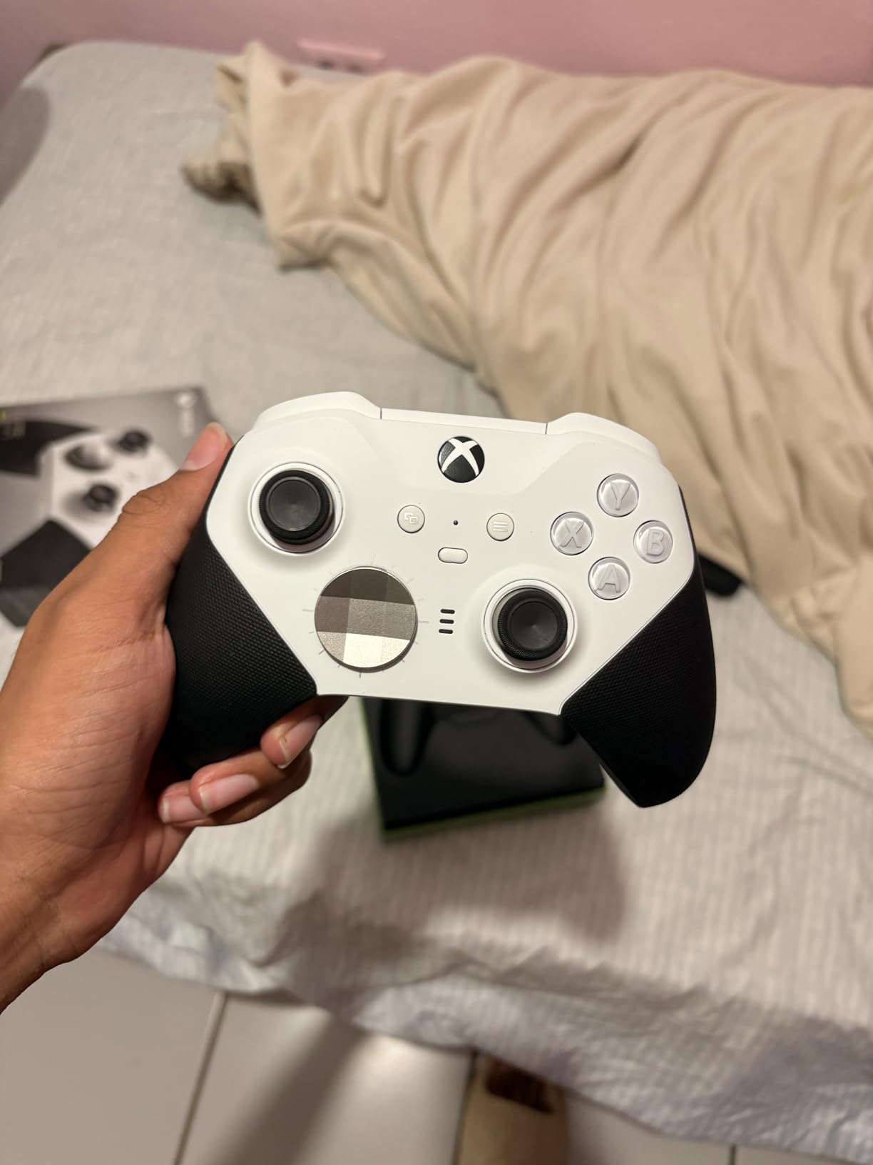 Xbox Elite Series 2 Core Wireless Gaming Controller – Black – Xbox Series X|S, Xbox One, Windows PC, Android, and iOS - Customer Photo 2