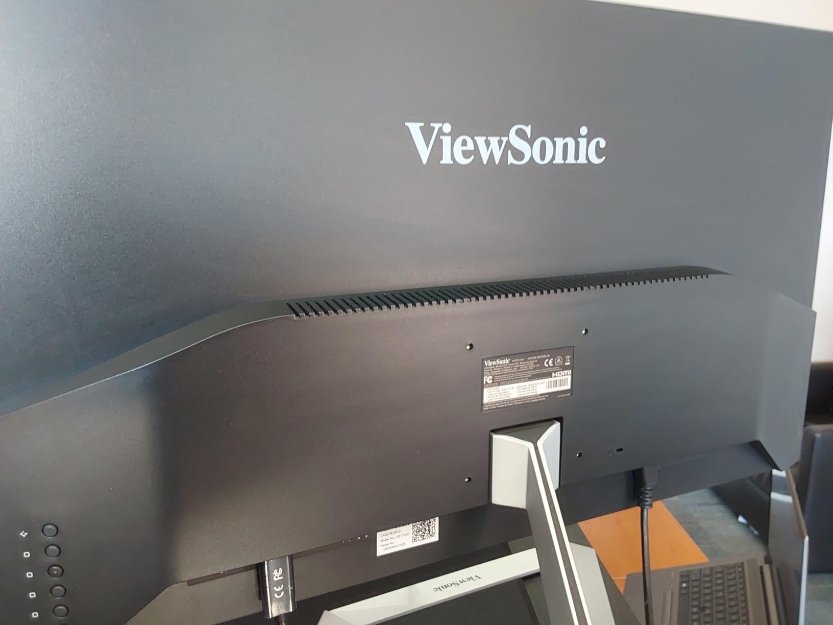 ViewSonic VX3276-4K-MHD 32 Inch 4K UHD Monitor with Ultra-Thin Bezels, HDR10 HDMI and DisplayPort for Home and Office - Customer Photo 2