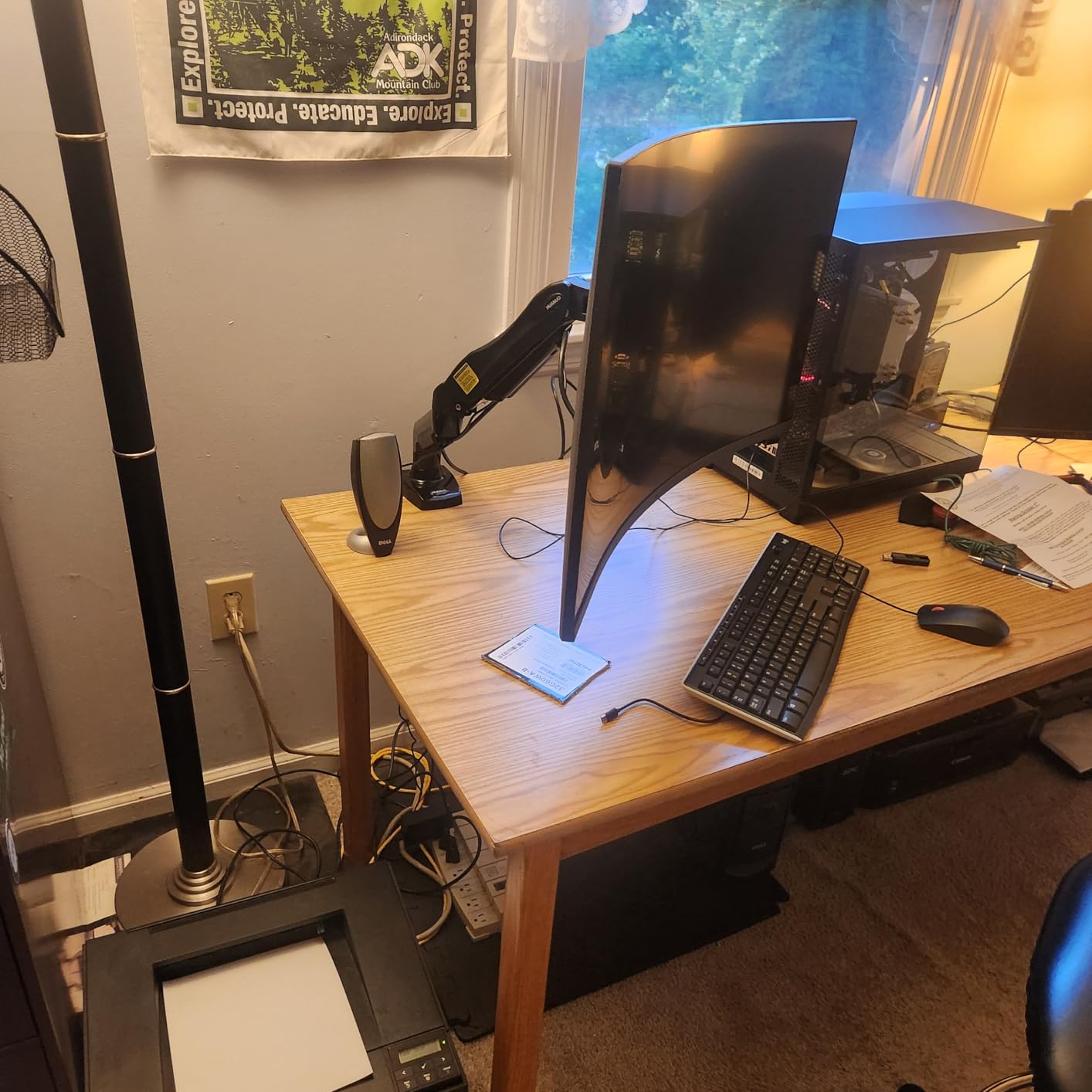 HUANUO Single Monitor Mount, 13 to 32 Inch Monitor Arm, Adjustable Monitor Stand, Vesa Mount with Clamp and Grommet Base - Fits 4.4 to 19.8lbs LCD Computer Monitors - Customer Photo 3