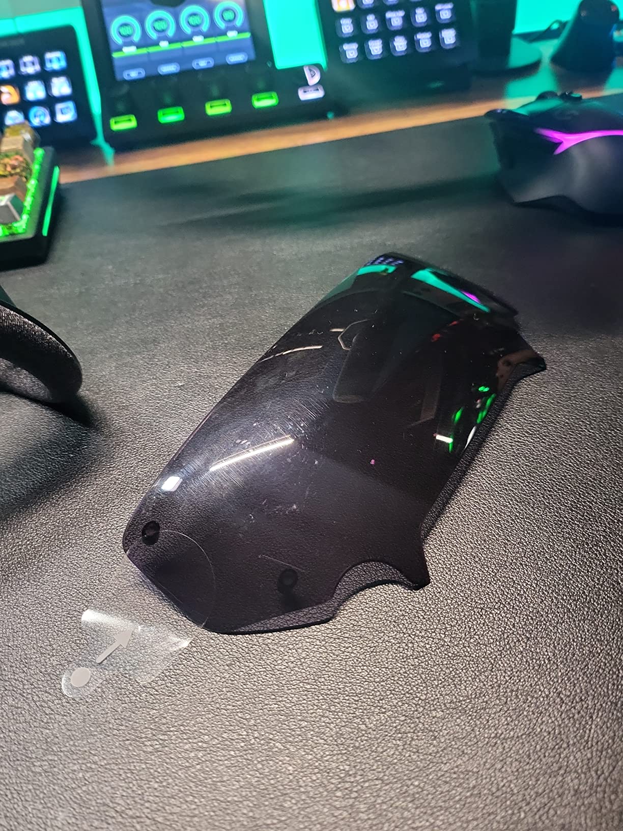 Valve Index VR HMD, Black, 1440 x 1600 Resolution, 110 Degrees FOV, Inside-Out Tracking, Windows 10, PlayStation Vita Compatible - Customer Photo 2