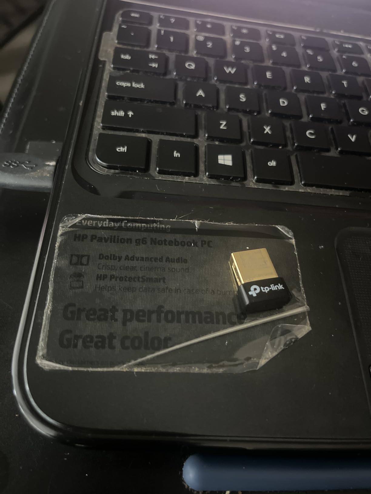TP-Link USB Bluetooth Adapter for PC, Bluetooth 4.0 Dongle Receiver, Plug & Play, Nano Size, EDR & A2DP Technology, Supports Windows 11/10/8.1/8/7/XP for Desktop, Laptop, PS4/ Xbox Controllers (UB400) - Customer Photo 1