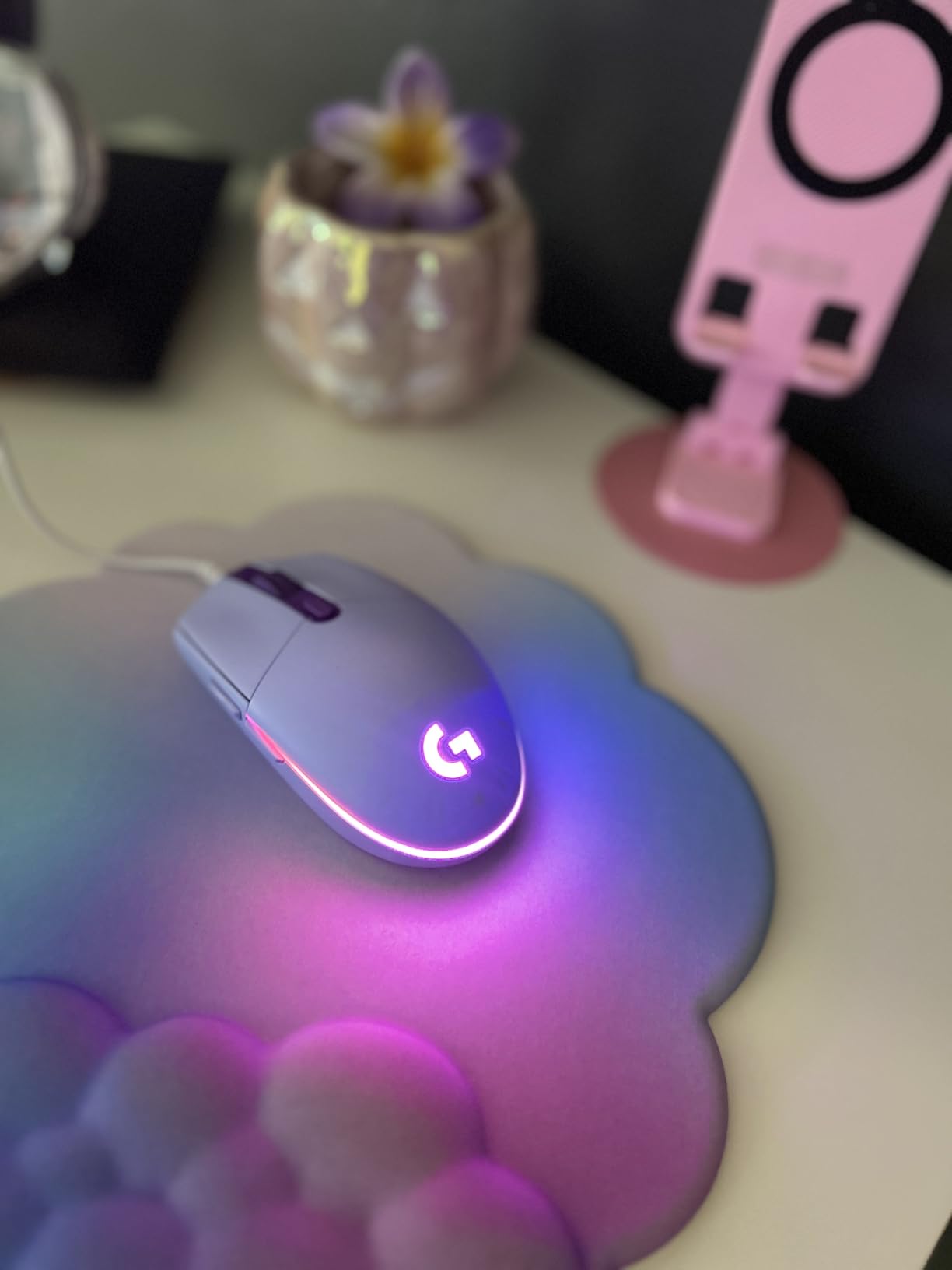 Logitech G203 Wired Gaming Mouse, 8,000 DPI, Rainbow Optical Effect LIGHTSYNC RGB, 6 Programmable Buttons, On-Board Memory, Screen Mapping, PC/Mac Computer and Laptop Compatible - Black - Customer Photo 3