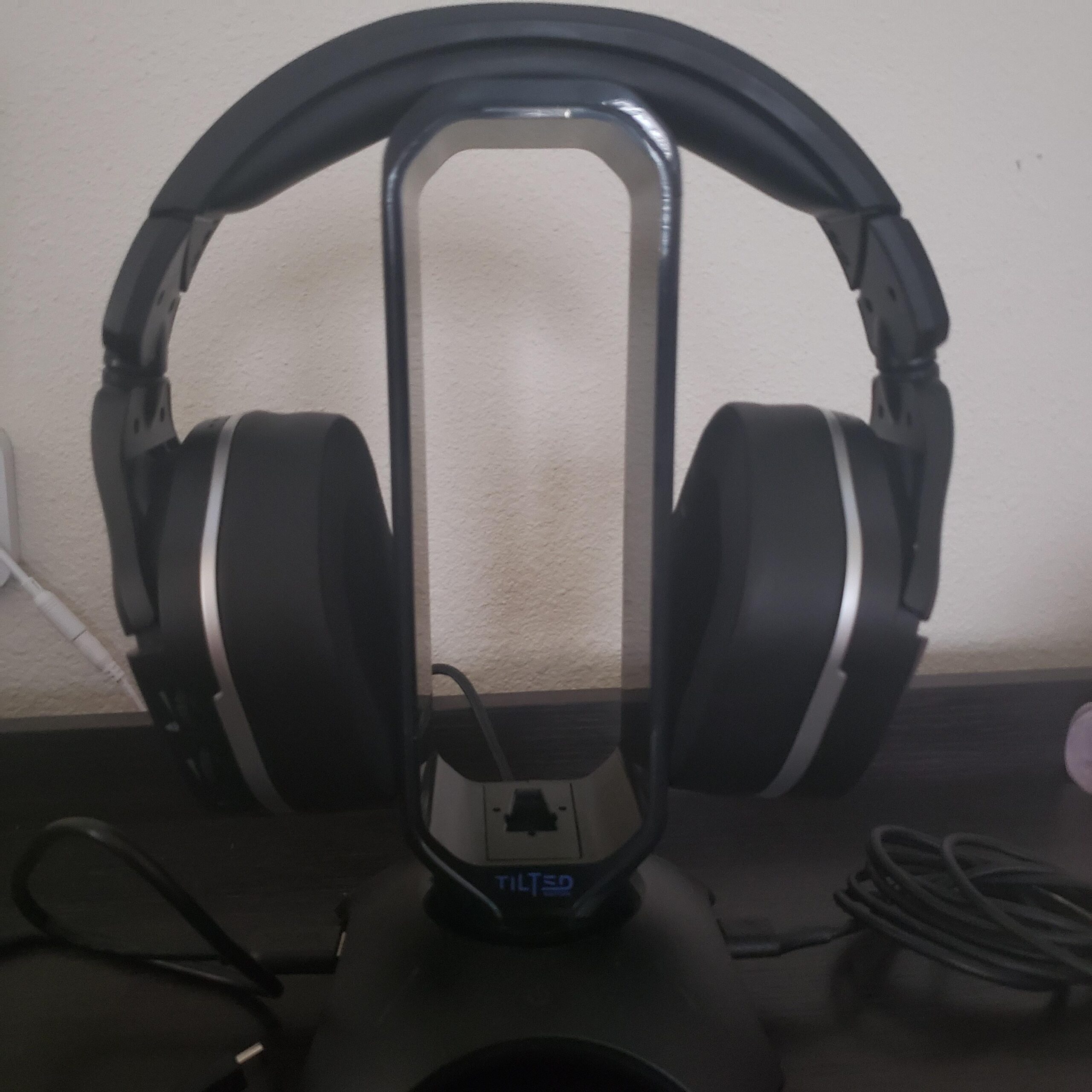 Tilted Nation Gaming Headset Stand | RGB Headphone Stand for Desk with Mouse Bungee and USB Hub (Cool and Clean Setup) Gaming Headset Holder - Perfect Gamer Gift Accessory - Customer Photo 3