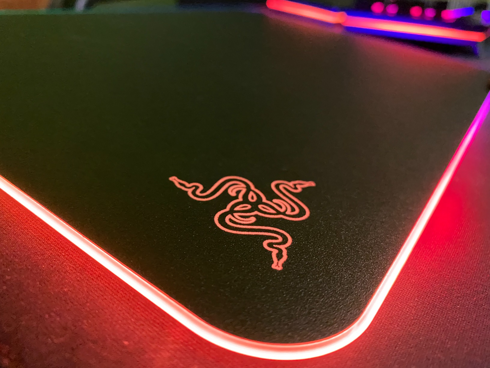 Razer Firefly Hard V2 RGB Gaming Mouse Pad: Customizable Chroma Lighting, Built-in Cable Management, Balanced Control & Speed, Non-Slip Rubber Base - Customer Photo 4