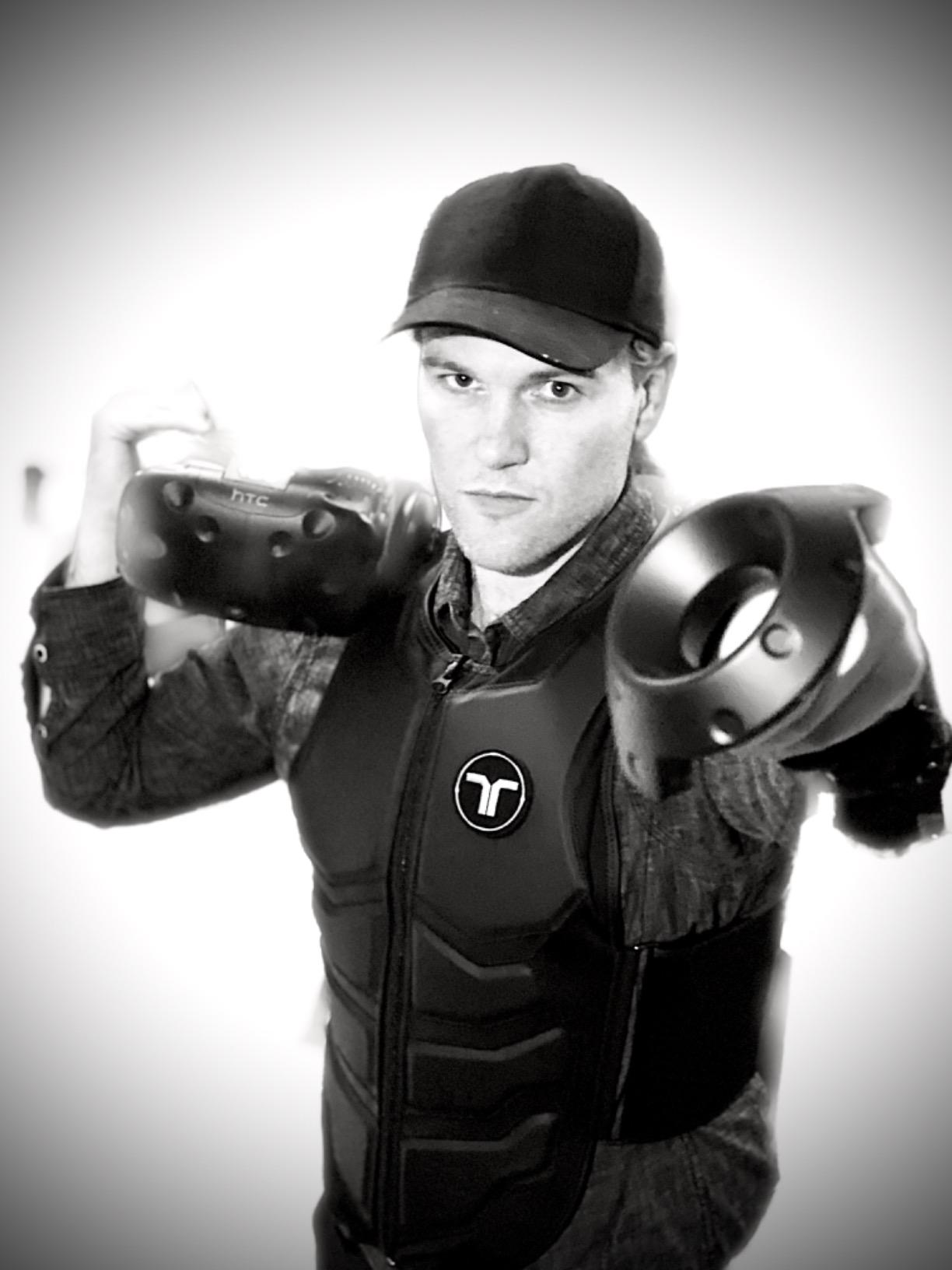 bHaptics haptic vest Tactot DK 3 for VR, PC gaming, music and movie- 40 vibration feedback points - Customer Photo 1
