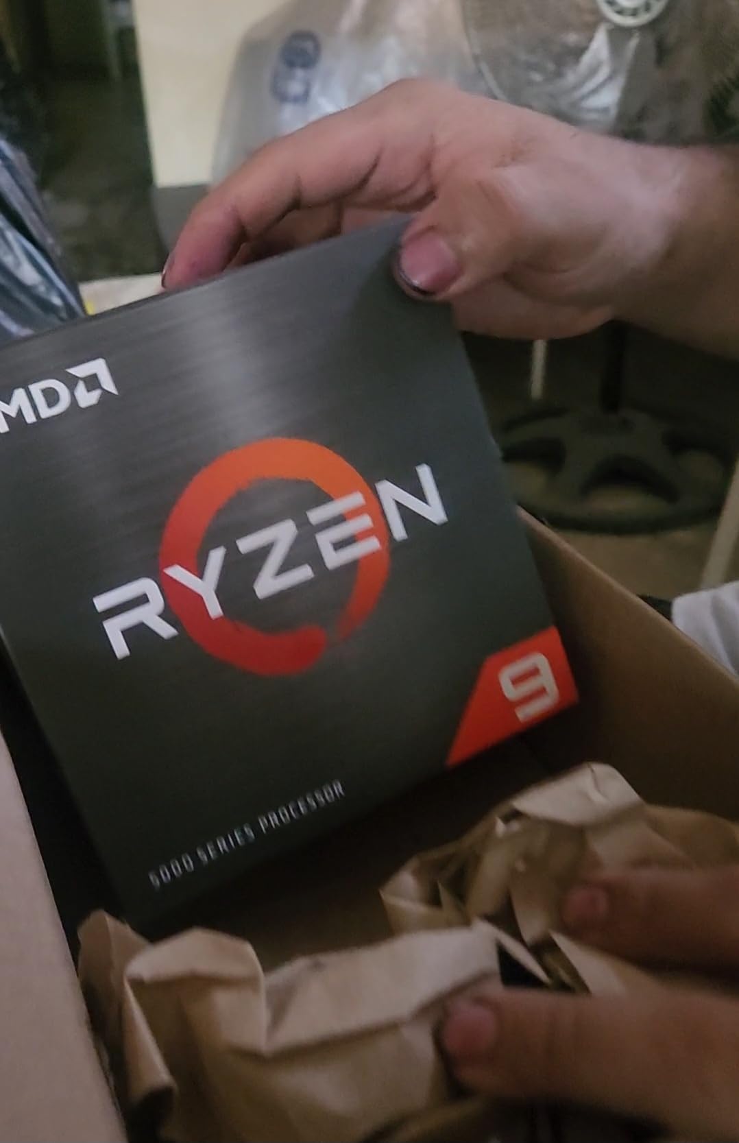 AMD Ryzen 9 5950X 16-core, 32-thread unlocked desktop processor - Customer Photo 2