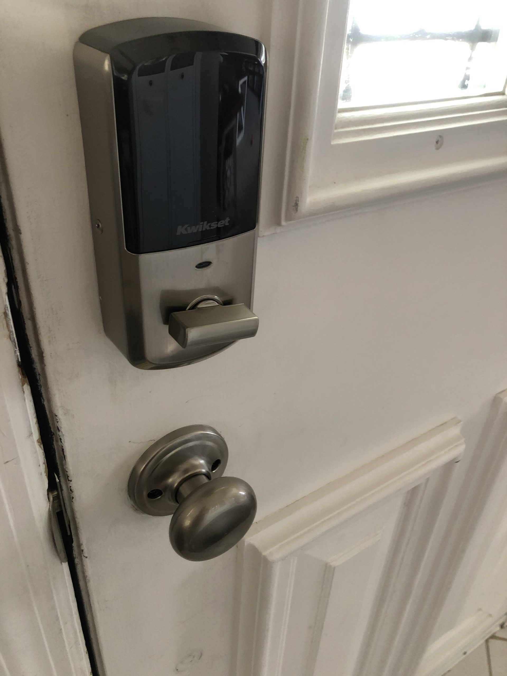 Kwikset Halo Wi-Fi Smart Lock, Keyless Entry Door Deadbolt, Geofence Auto-Unlock, Grade AAA Certified, No Hub Easy Install, Satin Nickel Lifetime Finish Warranty, Backlit Keypad - Customer Photo 1