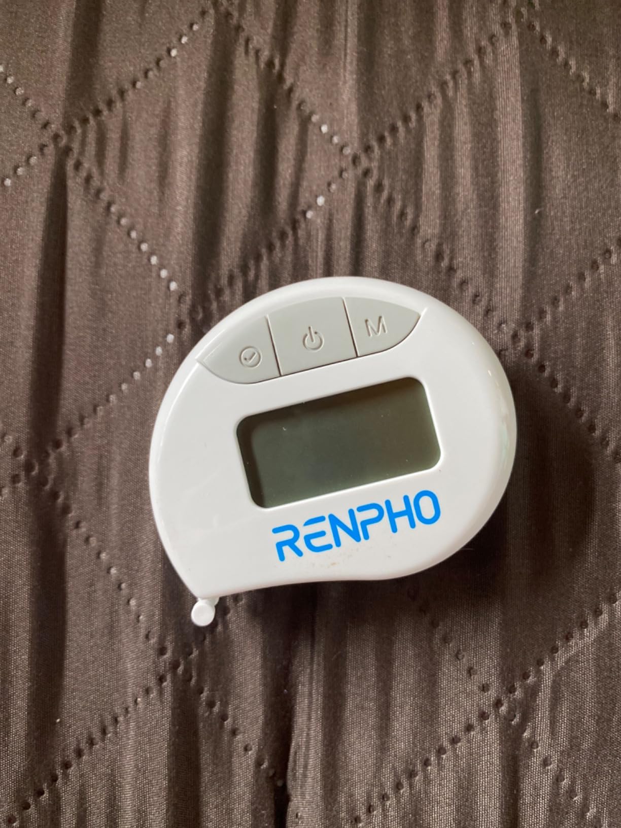 RENPHO Body Measuring Tape, Smart Tape Measure for Weight Loss, Bluetooth Fitness Equipment with App, Measuring Waist, Hip, Bust, Arms, Muscle Gain, Retractable, 60in /150cm, White - Customer Photo 2