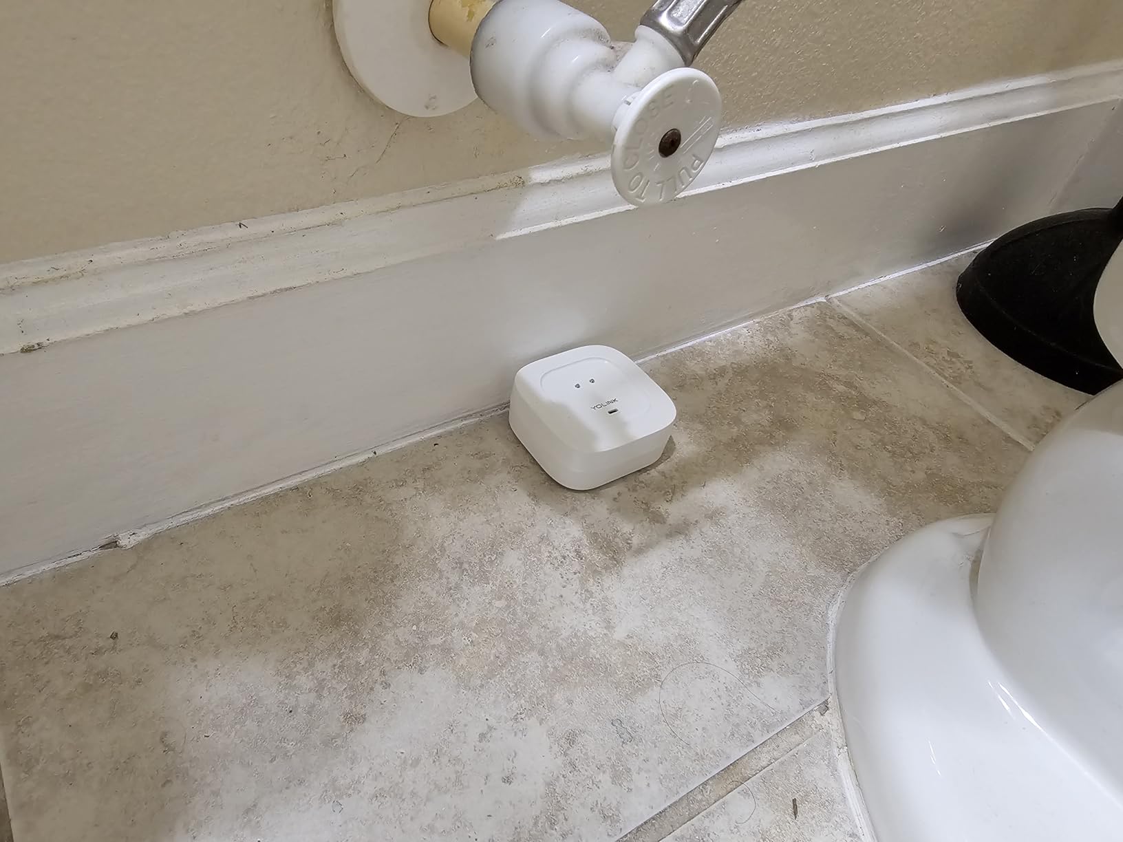 YoLink Water Leak Sensor 3-Pack, LoRa Up to 1/4 Mile Open-Air Range Smart Water Leak & Flood Detector, SMS/Text, Email & Push Notifications, w/Alexa, IFTTT, Home Assistant - YoLink Hub Required - Customer Photo 1