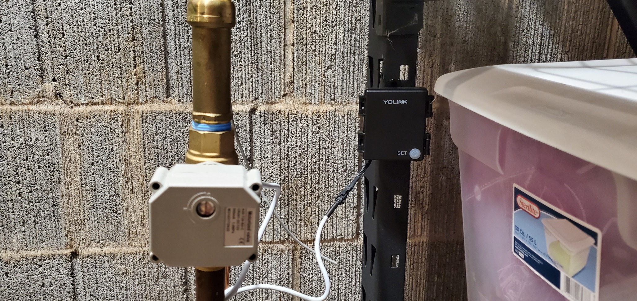 YoLink Water Leak Starter Kit: Hub + 4 Leak Sensor 1 (Silent), LoRa Long-Range, App/SMS/Email Alerts, D2D Offline Triggers, 2 AAA Up to 5-Year Battery, Compatible with Alexa/IFTTT/Home Assistant - Customer Photo 1