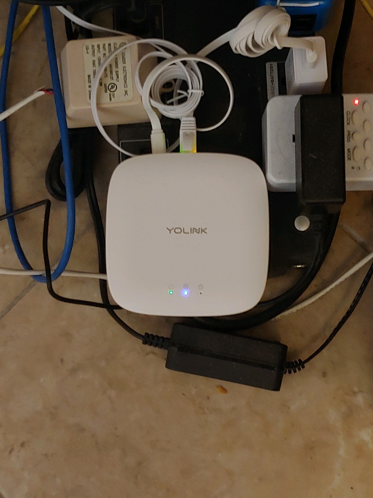 YoLink Water Leak Starter Kit: Hub + 4 Leak Sensor 1 (Silent), LoRa Long-Range, App/SMS/Email Alerts, D2D Offline Triggers, 2 AAA Up to 5-Year Battery, Compatible with Alexa/IFTTT/Home Assistant - Customer Photo 2