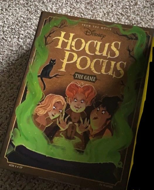 Ravensburger Disney Hocus Pocus Game - Engaging Puzzle for Ages 8 and up | Brain-Boosting Activity | Fun for Fans of Hocus Pocus | Great Gift for Kids and Teens - Customer Photo 1
