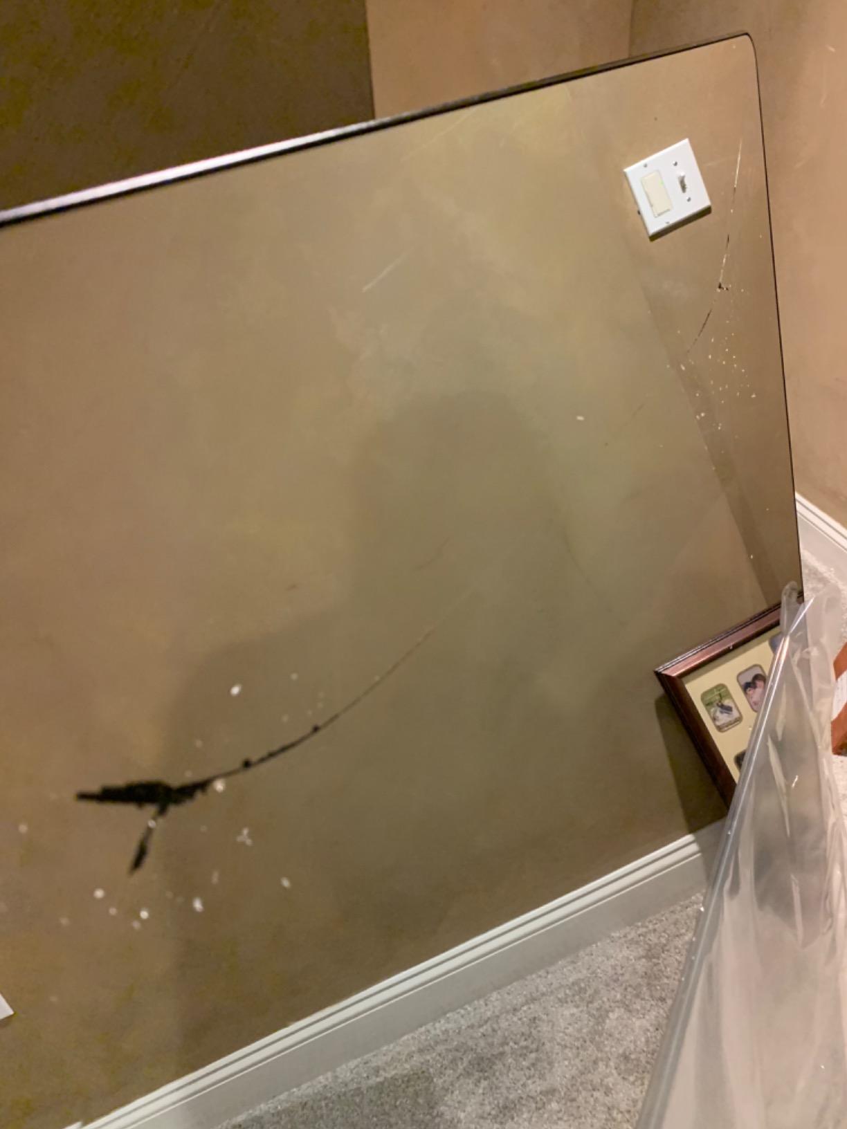 Echelon Reflect Smart Connect Fitness Mirror + 30-Day Free Echelon Membership - Customer Photo 3