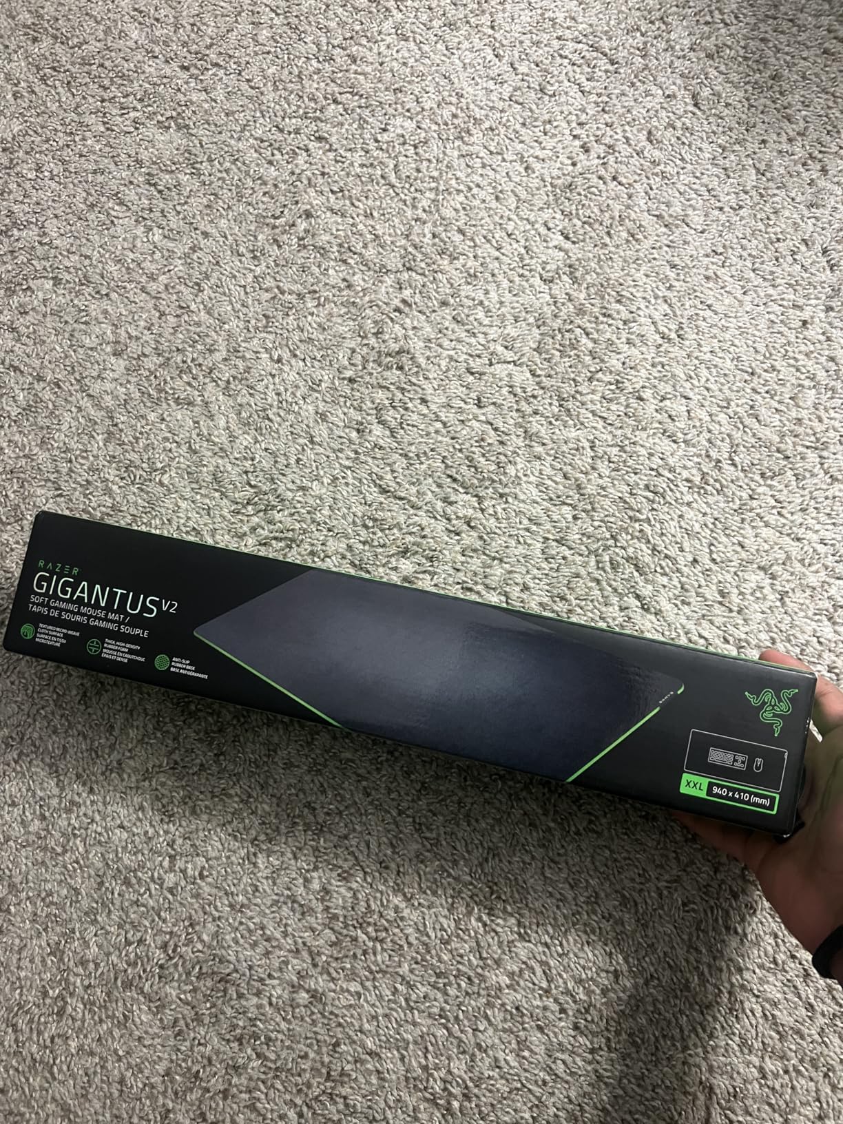 Razer Gigantus V2 Cloth Gaming Mouse Pad (XXL): Thick, High-Density Foam - Non-Slip Base - Classic Black customer photo 1