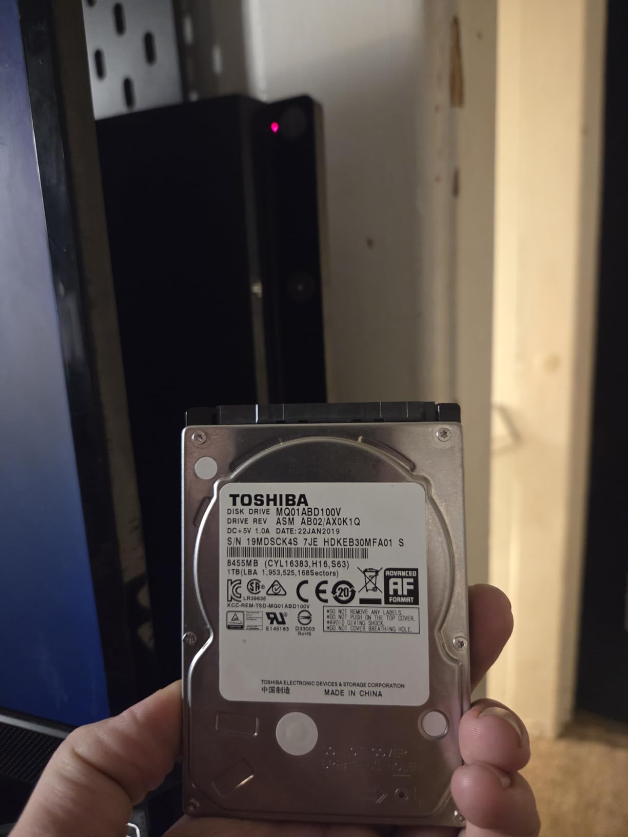 Toshiba 1TB 5400RPM 128MB Cache SATA 6Gb/s (7mm) 2.5in Internal Gaming PS3/PS4 Hard Drive - 3 Year Warranty - Customer Photo 2