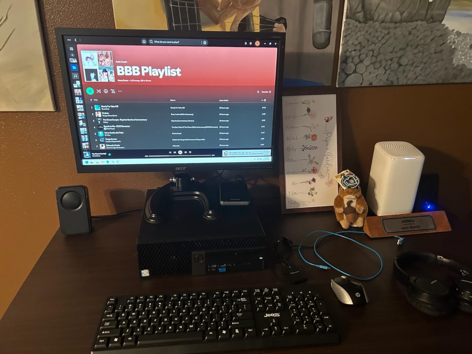 Dell Optiplex 9020 Desktop Computer PC, Intel Quad-Core i5, 500GB HDD Storage, 8GB DDR3 RAM, WiFi, 20 in Monitor, RGB Productivity Bundle, Windows 11 Pro (Renewed) - Customer Photo 1