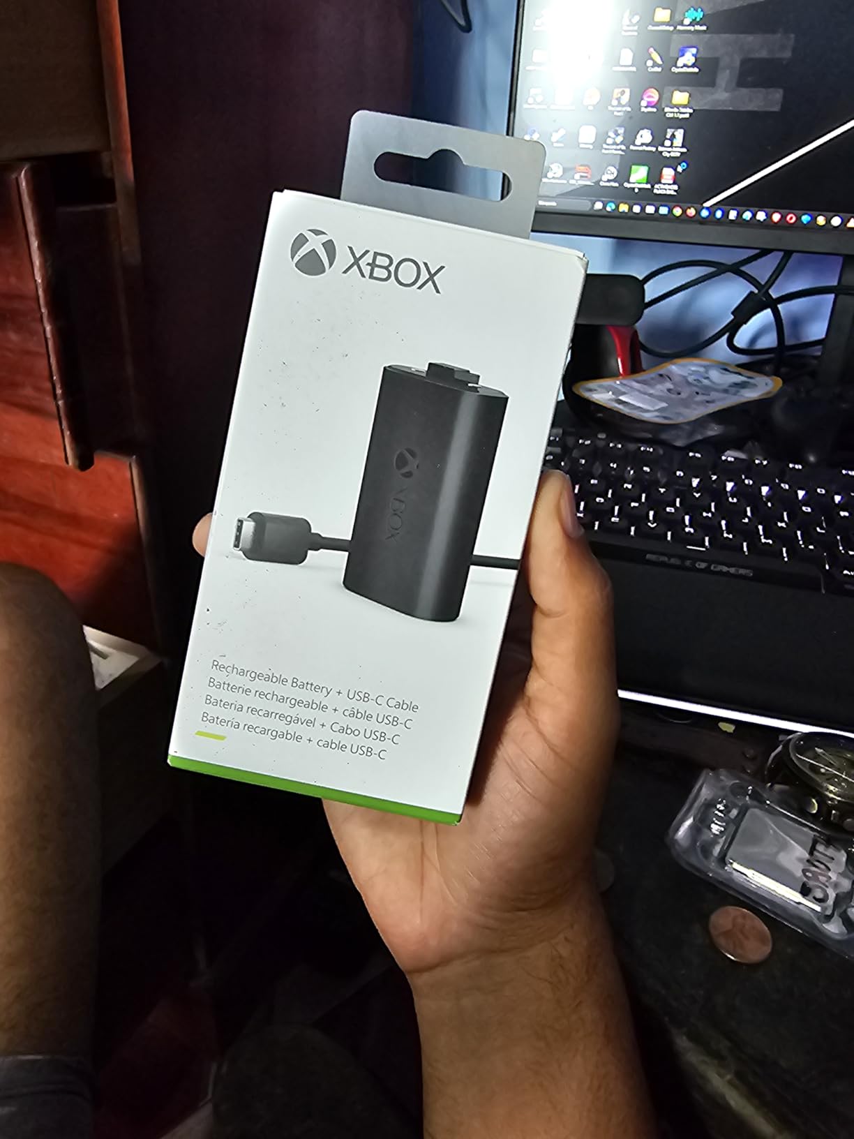 Xbox Rechargeable Battery + USB-C® Cable - Customer Photo 1
