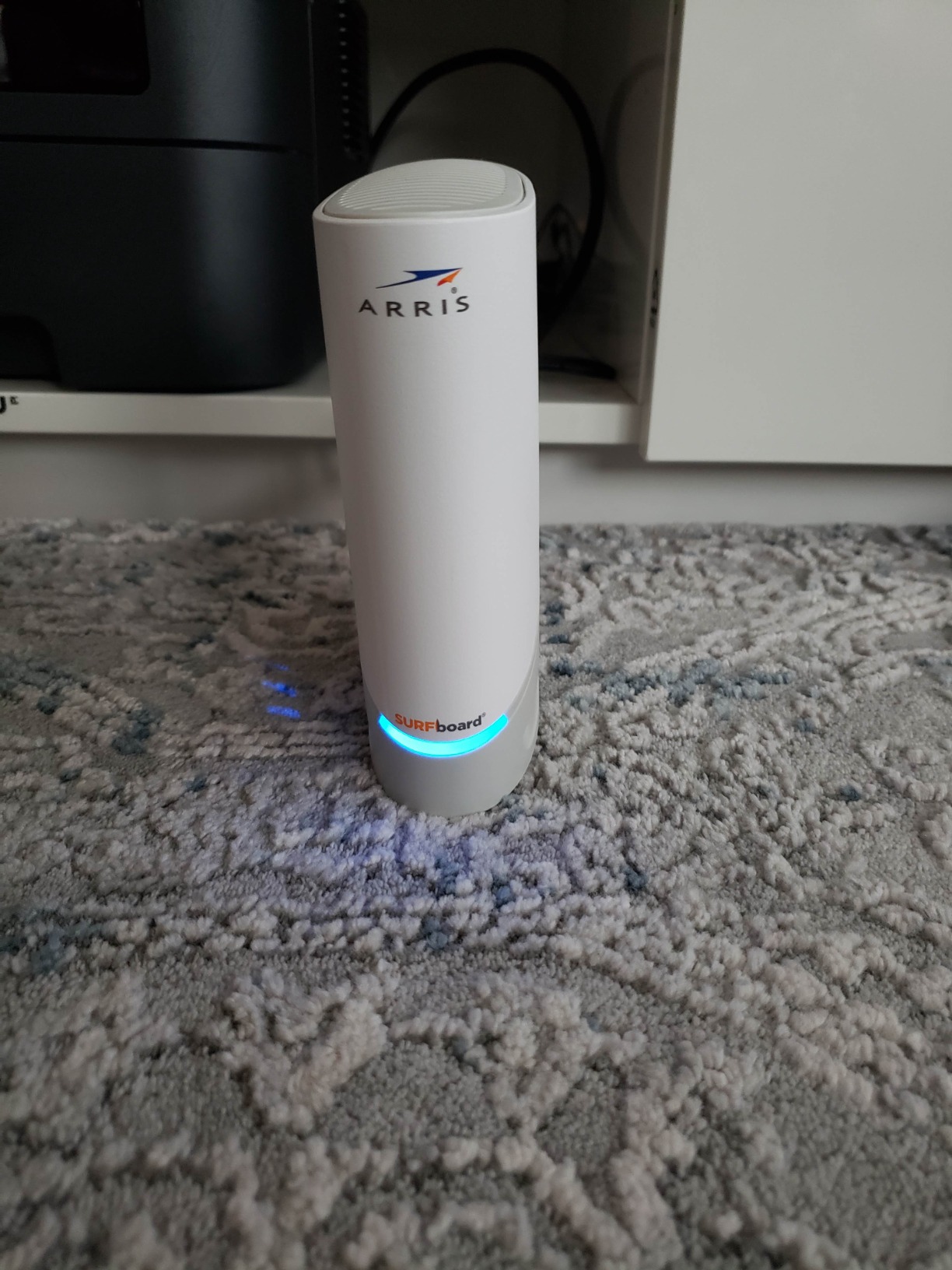 ARRIS S33 - Cable Modem - Fast DOCSIS 3.1 Multi-Gigabit Cable Modem For Comcast Xfinity, Cox, Spectrum & More 1 & 2.5 Gbps Ports 2.5 Gbps Max Internet Speeds 1 Year Warranty - (No Built-in Wifi) - Customer Photo 1