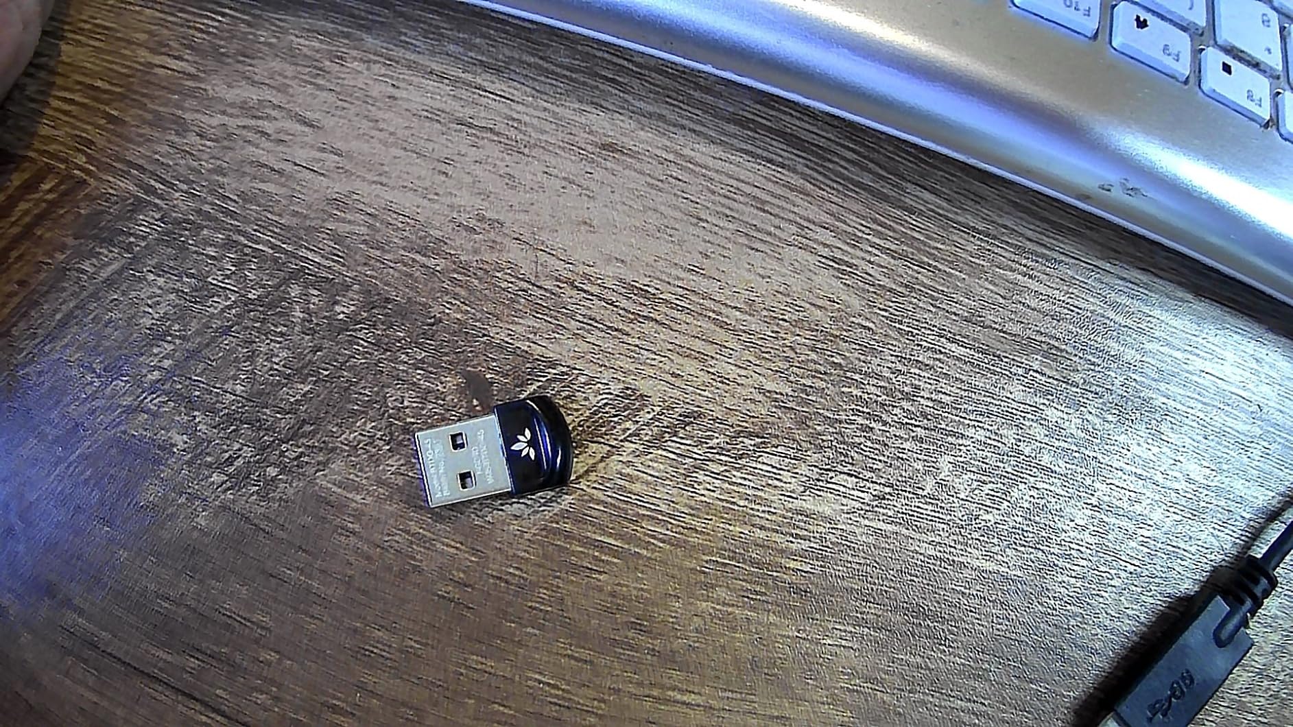 Avantree DG45 USB Bluetooth Adapter Dongle for PC, Computer, Desktop & Laptop, Compatible with Windows 11/10/8.1/8 Only - Connects Bluetooth Headphones, Speakers, Keyboards, Mice & Printers (Not 2.4G) - Customer Photo 1