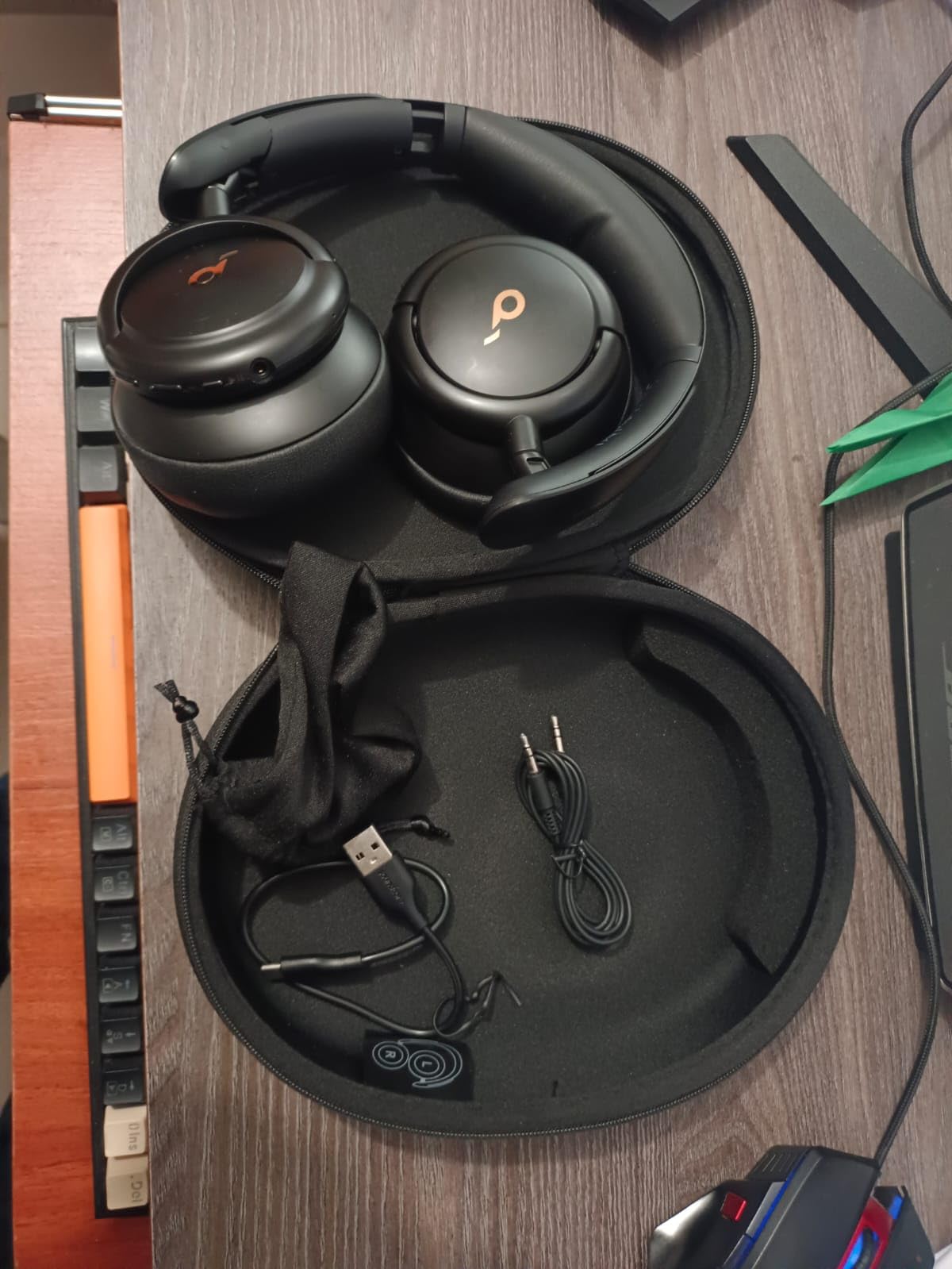 soundcore Life Q30 by Anker, Hybrid Active Noise Cancelling Headphones with Multiple Modes, Hi-Res Sound, Custom EQ via App, 50H Playtime, Comfortable Fit, Bluetooth, Multipoint Connection - Customer Photo 4
