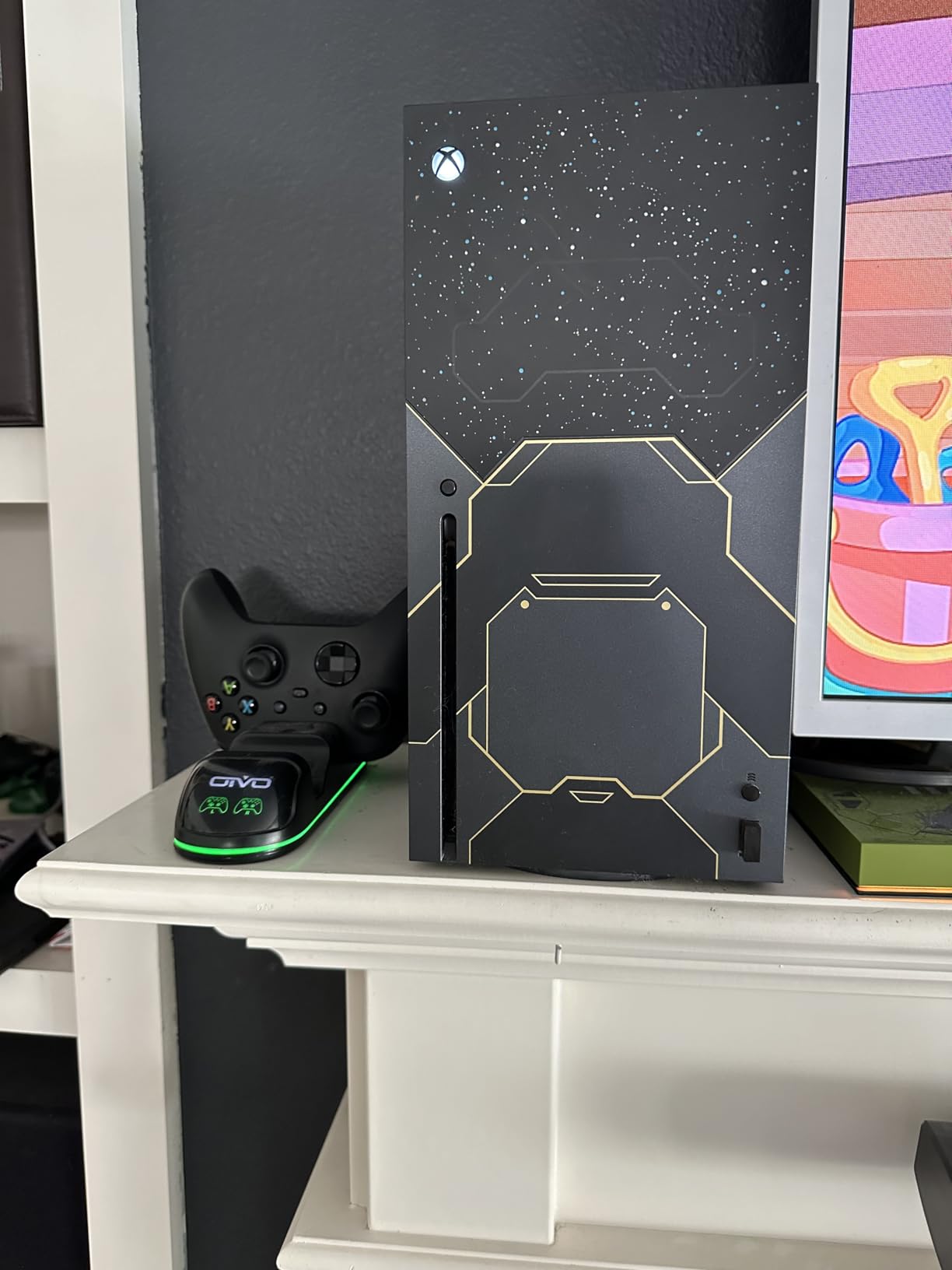 OIVO XSX Controller Charger Station with 2 Packs 5580mWh Rechargeable Battery for Xbox Series X/S/One/Elite/Core Controller, Charging Dock for Xbox with 4 Packs Covers - Customer Photo 4